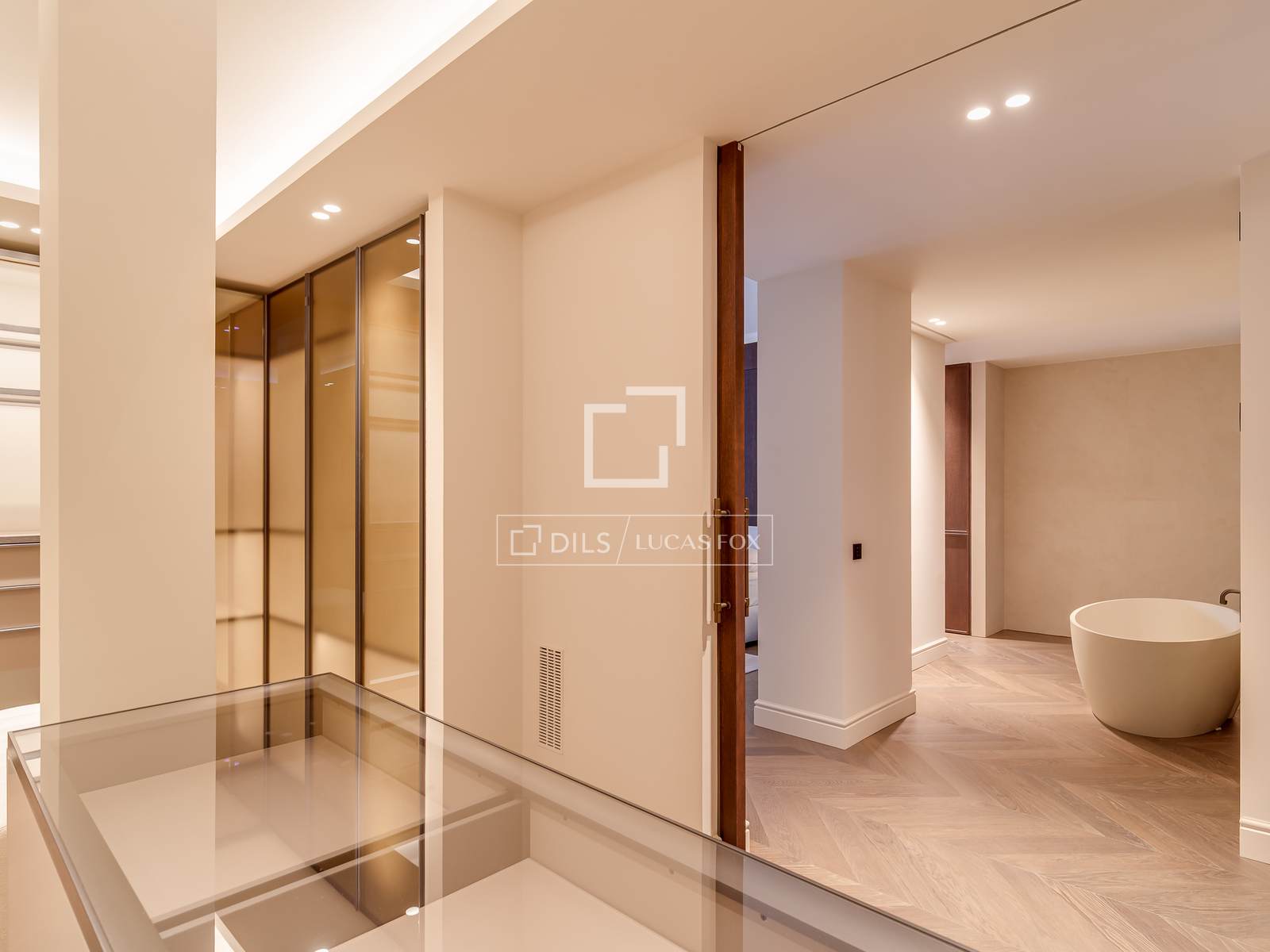 Wohnung in Barcelona, Spanien 3 Schlafzimmer, 211 m2 Nr. 167959