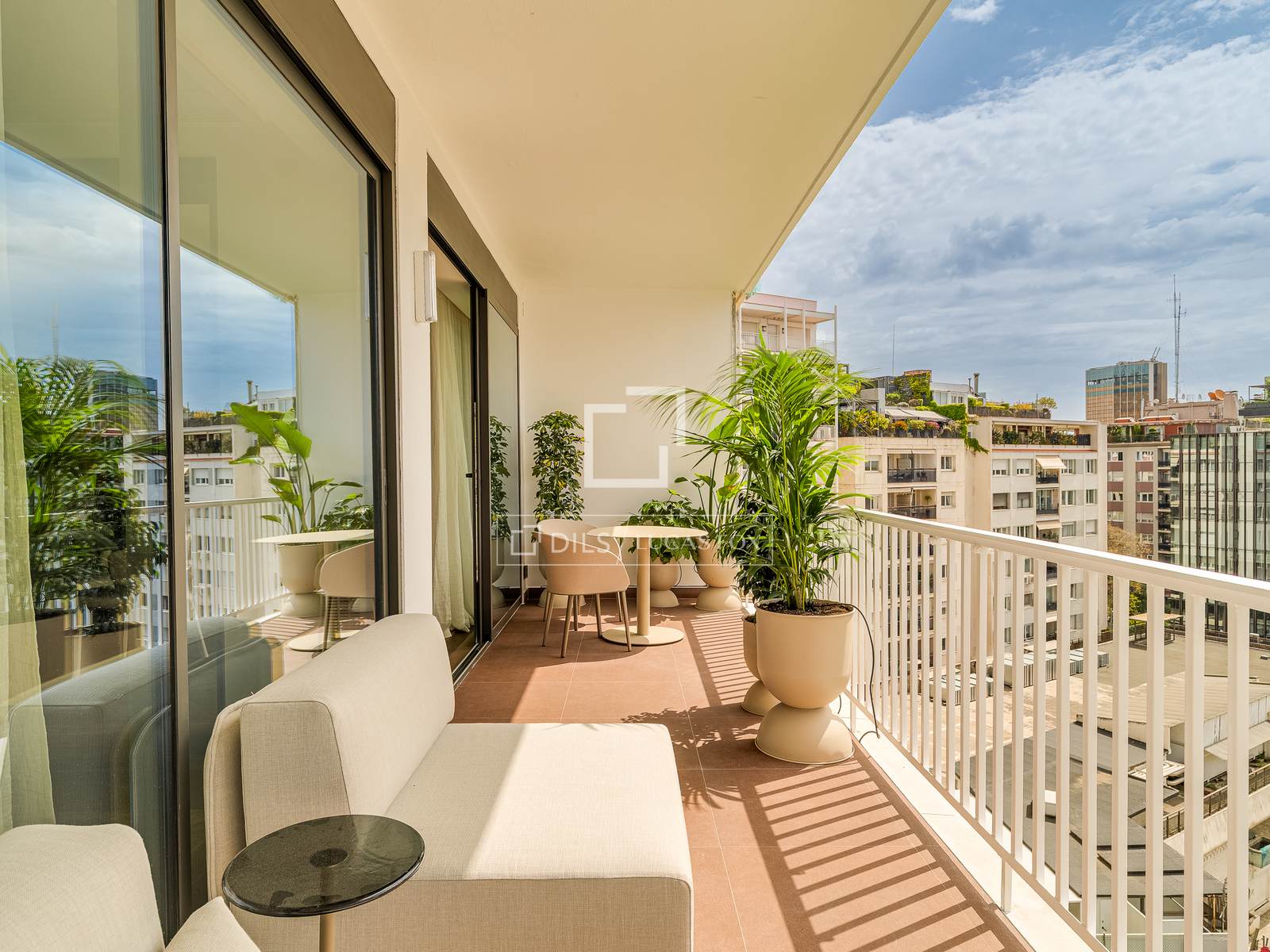 Wohnung in Barcelona, Spanien 3 Schlafzimmer, 211 m2 Nr. 167959