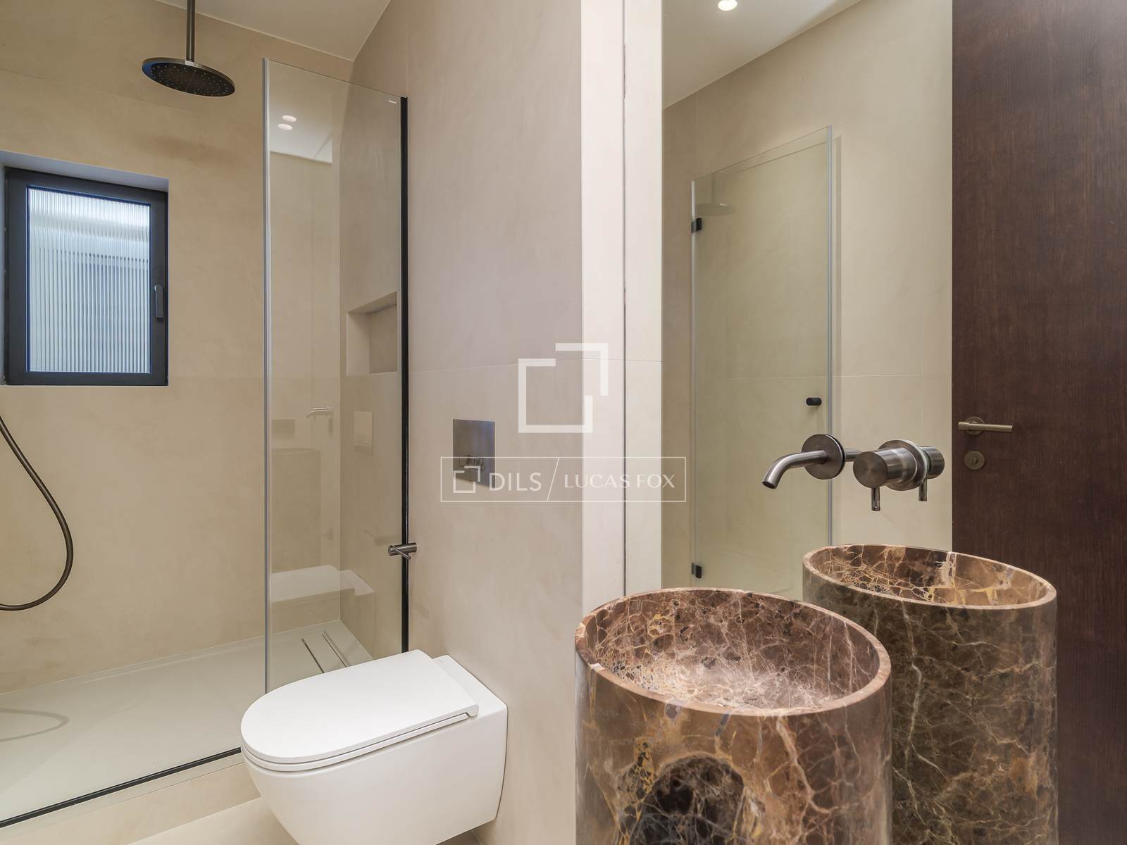Wohnung in Barcelona, Spanien 3 Schlafzimmer, 211 m2 Nr. 167959