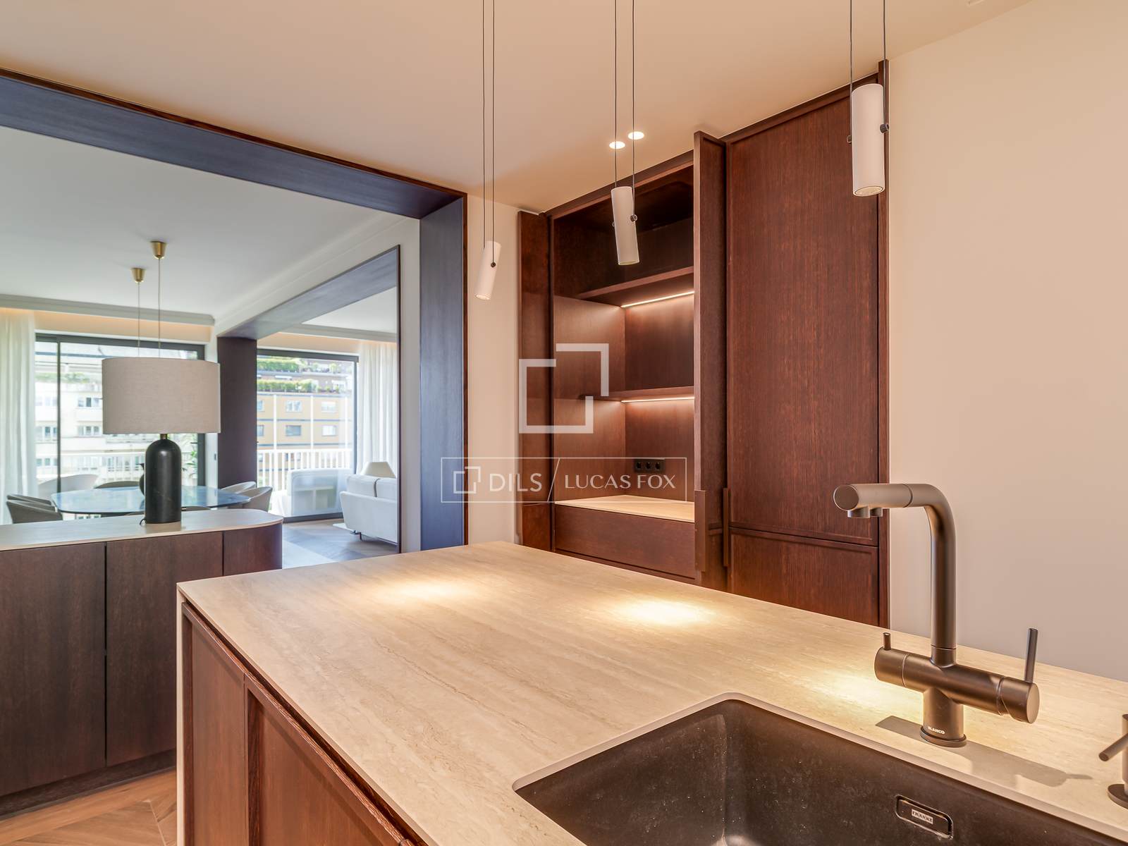 Wohnung in Barcelona, Spanien 3 Schlafzimmer, 211 m2 Nr. 167959