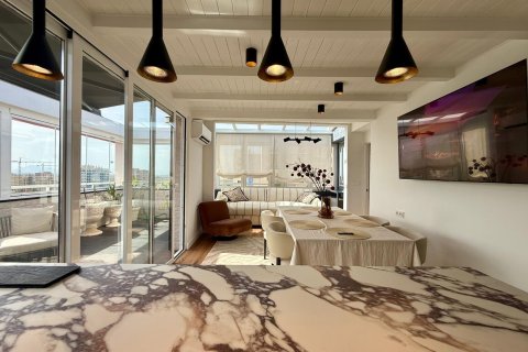 Apartamento en Guardamar del Segura, Alicante, España 4 dormitorios, 150 m2 No. 190267