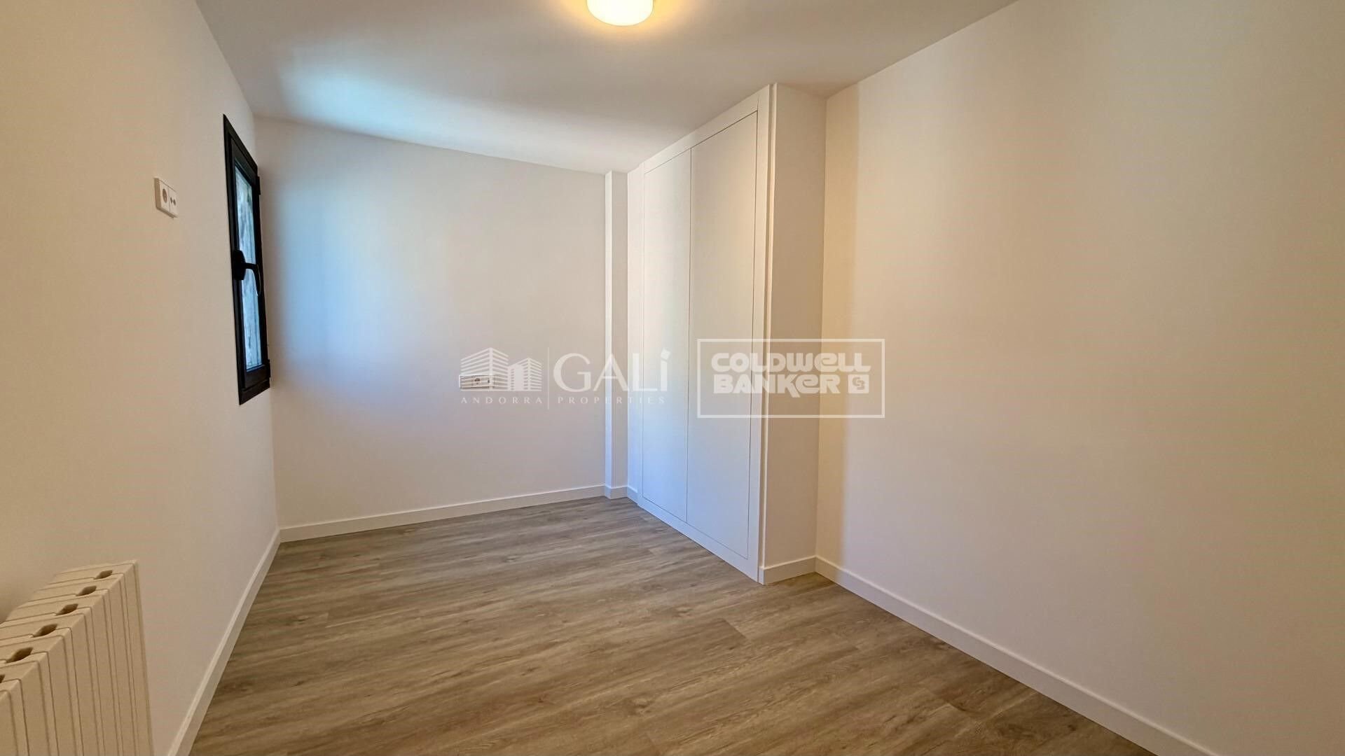 Apartment à Principado De Andorra (Ninguna Poblacion Tiene C.P.), Lleida, Espagne 3 chambres, 143 m2 No. 178414