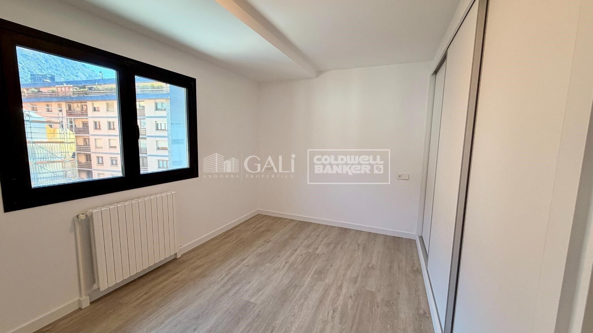 Apartment à Principado De Andorra (Ninguna Poblacion Tiene C.P.), Lleida, Espagne 3 chambres, 143 m2 No. 178414