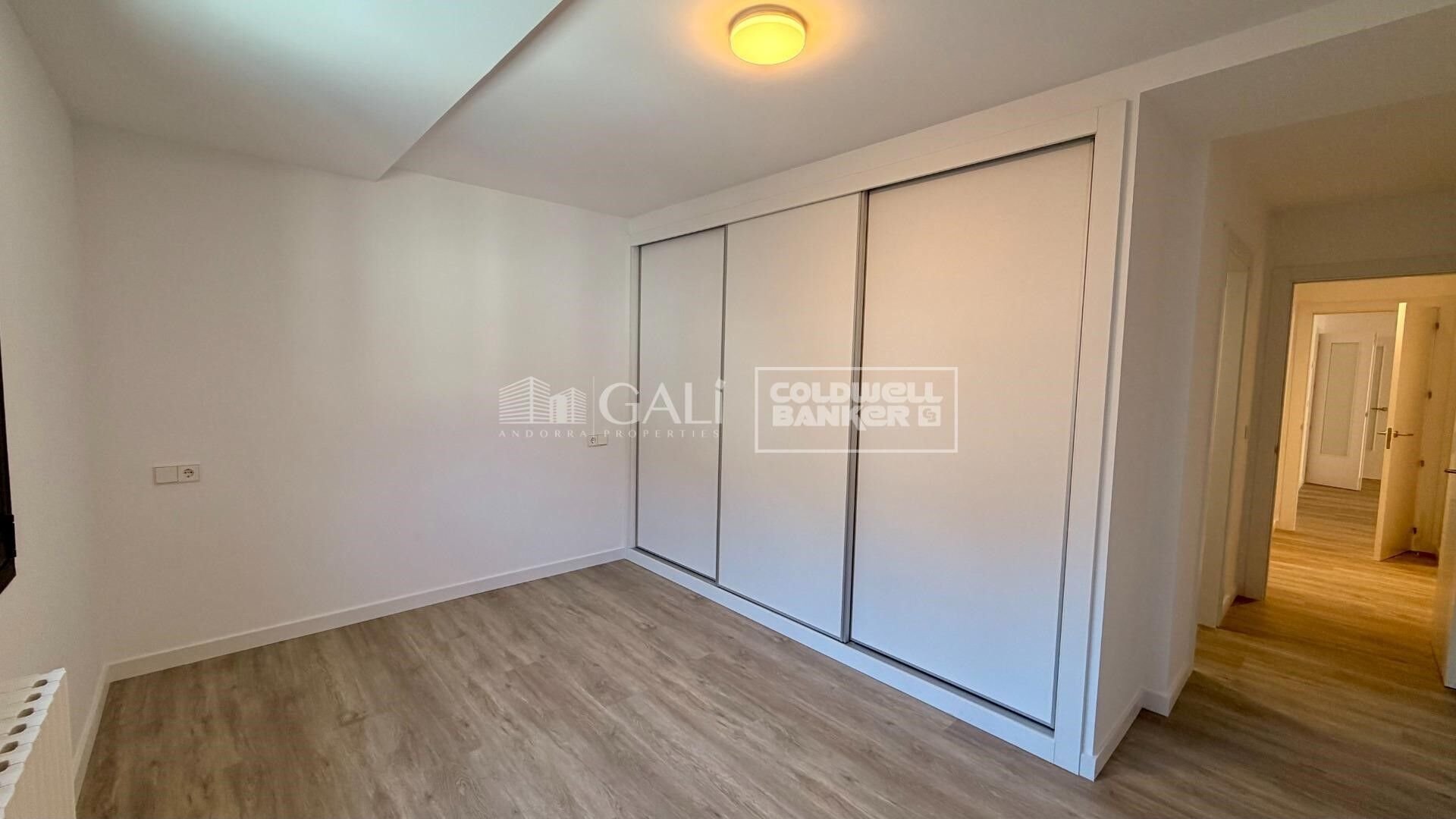 Apartment à Principado De Andorra (Ninguna Poblacion Tiene C.P.), Lleida, Espagne 3 chambres, 143 m2 No. 178414