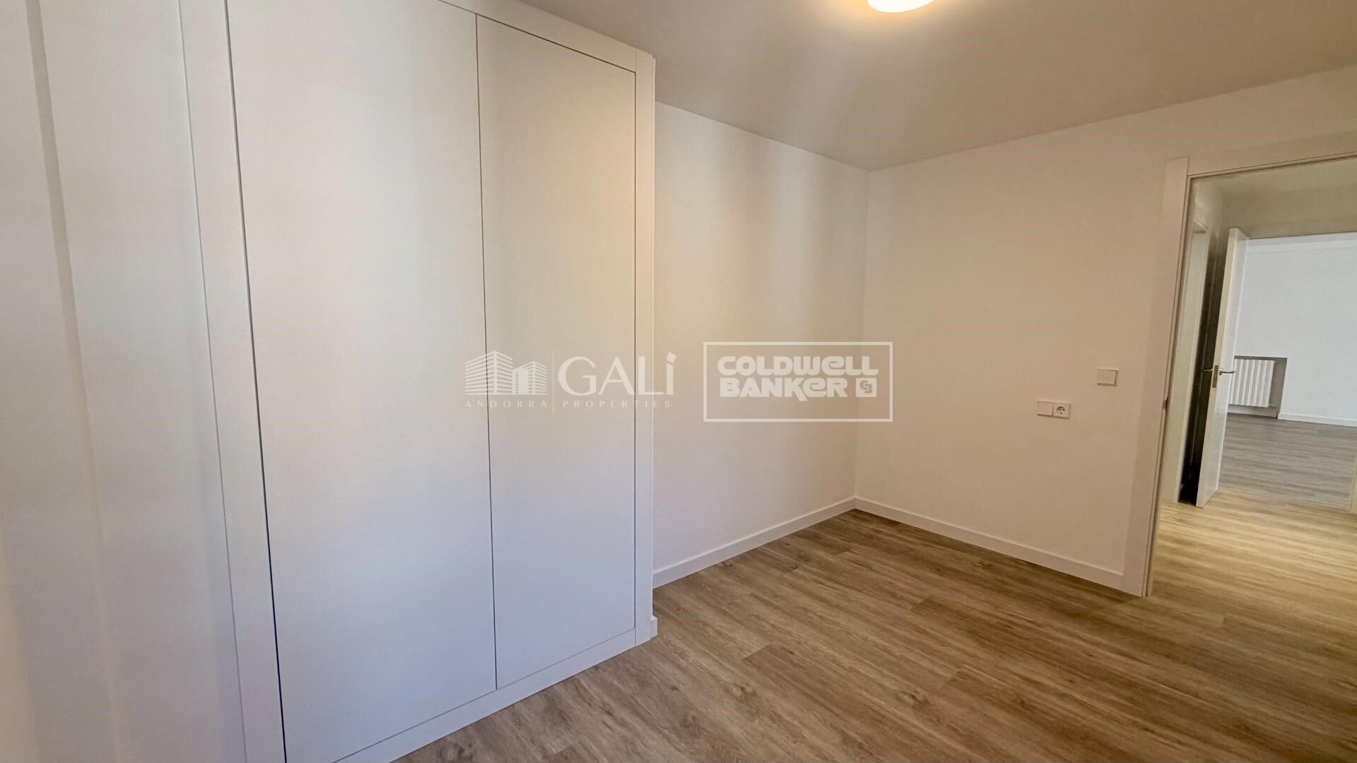 Apartment à Principado De Andorra (Ninguna Poblacion Tiene C.P.), Lleida, Espagne 3 chambres, 143 m2 No. 178414