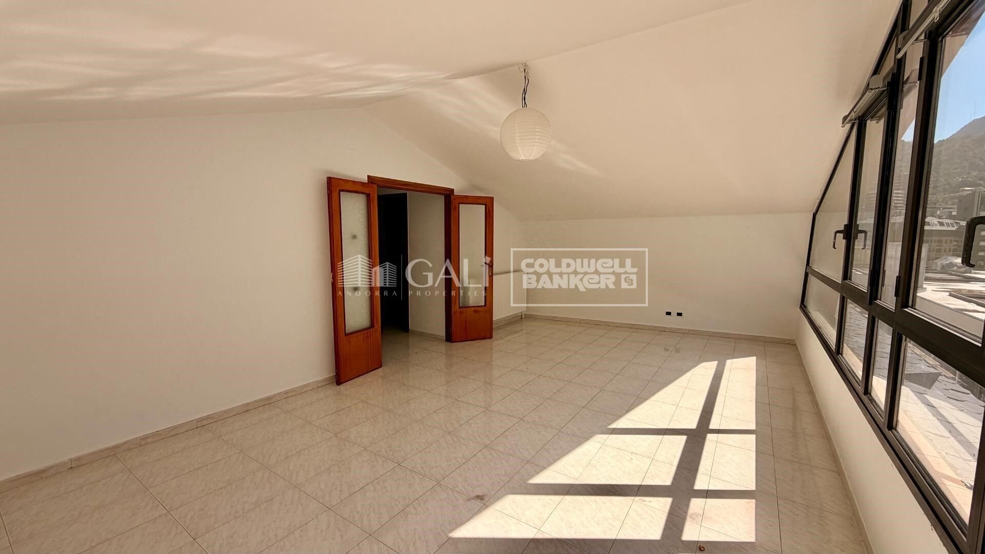 Apartamento en Principado De Andorra (Ninguna Poblacion Tiene C.P.), Lérida, España 2 dormitorios, 70 m2 No. 178416