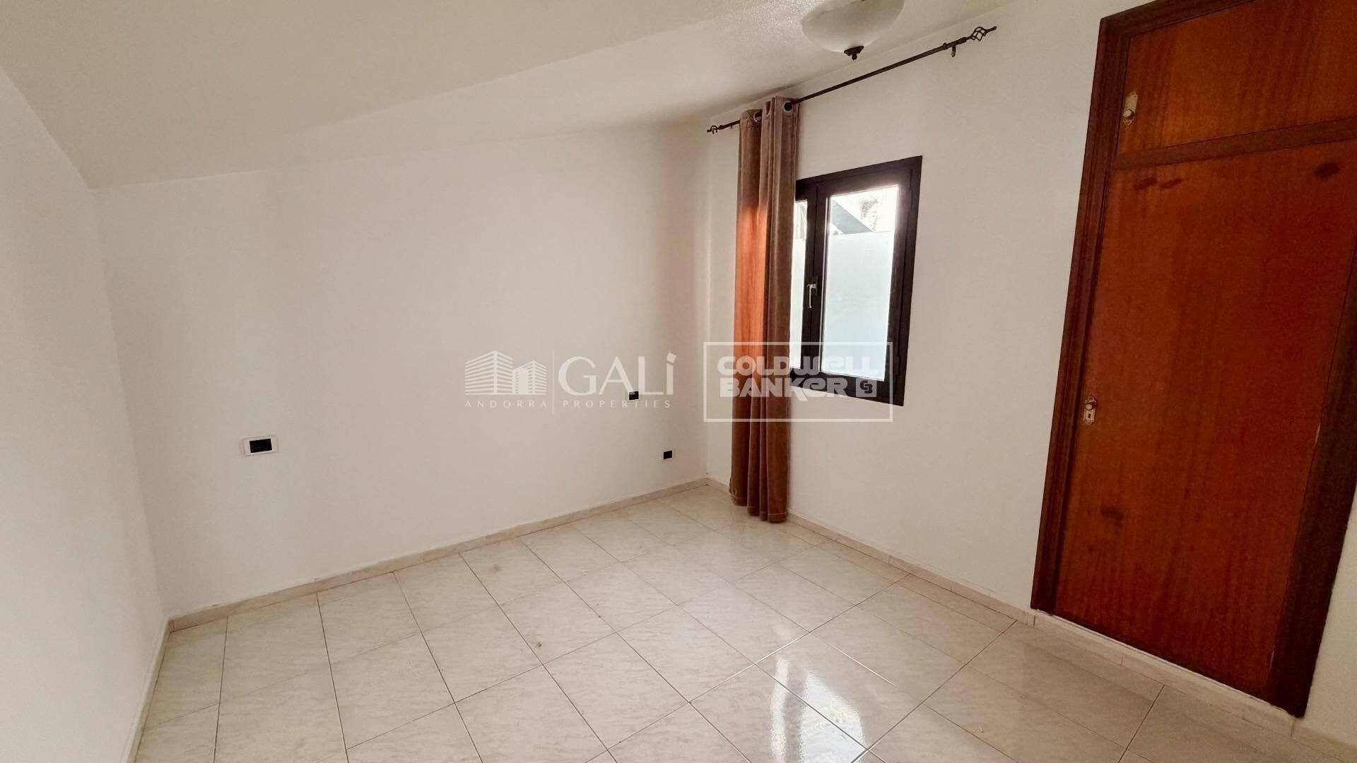Apartamento en Principado De Andorra (Ninguna Poblacion Tiene C.P.), Lérida, España 2 dormitorios, 70 m2 No. 178416