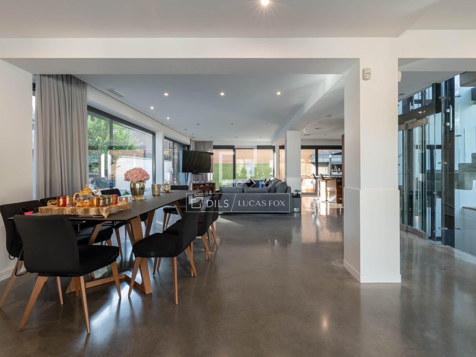 Villa à Castelldefels, Barcelona, Espagne 5 chambres, 362 m2 No. 192871