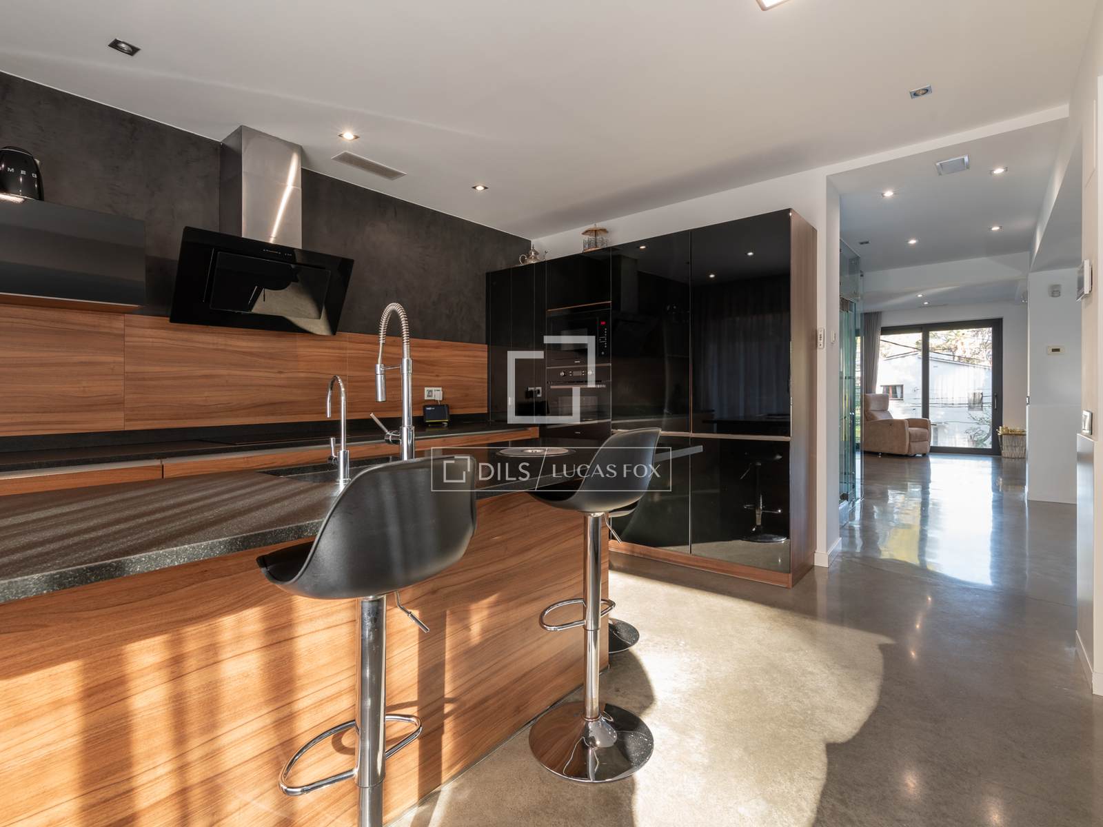 Villa à Castelldefels, Barcelona, Espagne 5 chambres, 362 m2 No. 192871