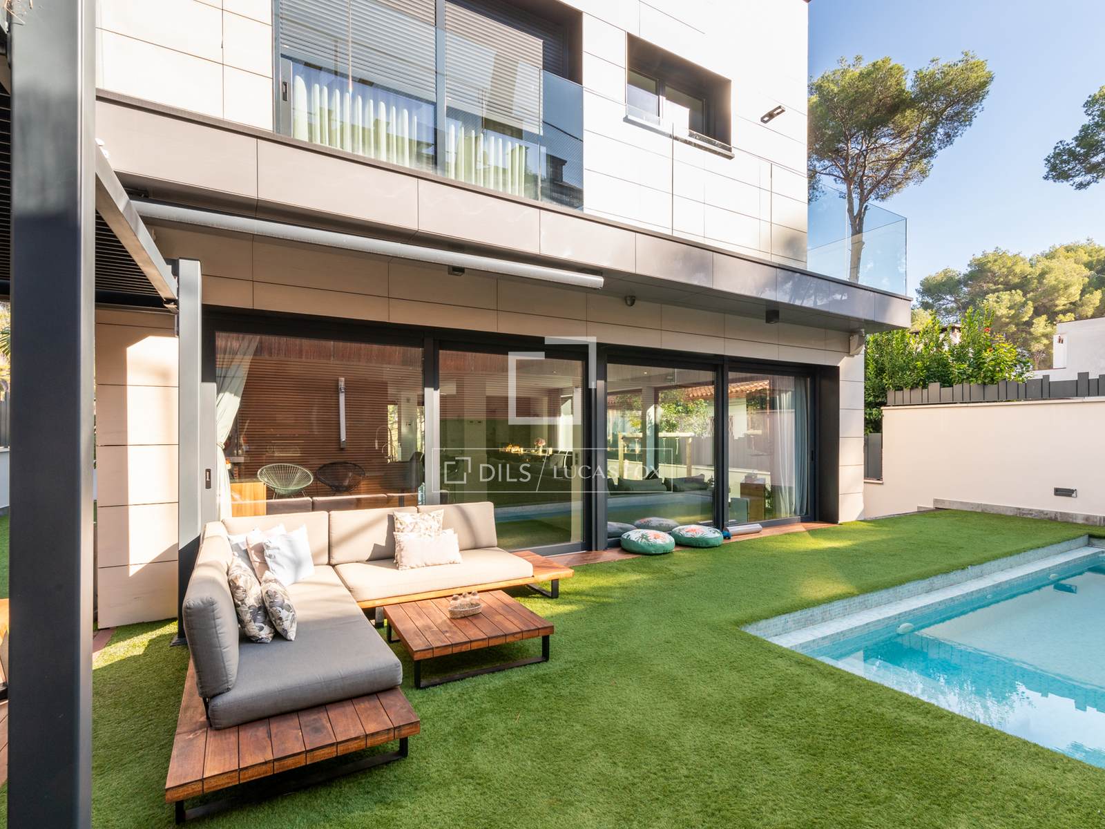 Villa à Castelldefels, Barcelona, Espagne 5 chambres, 362 m2 No. 192871
