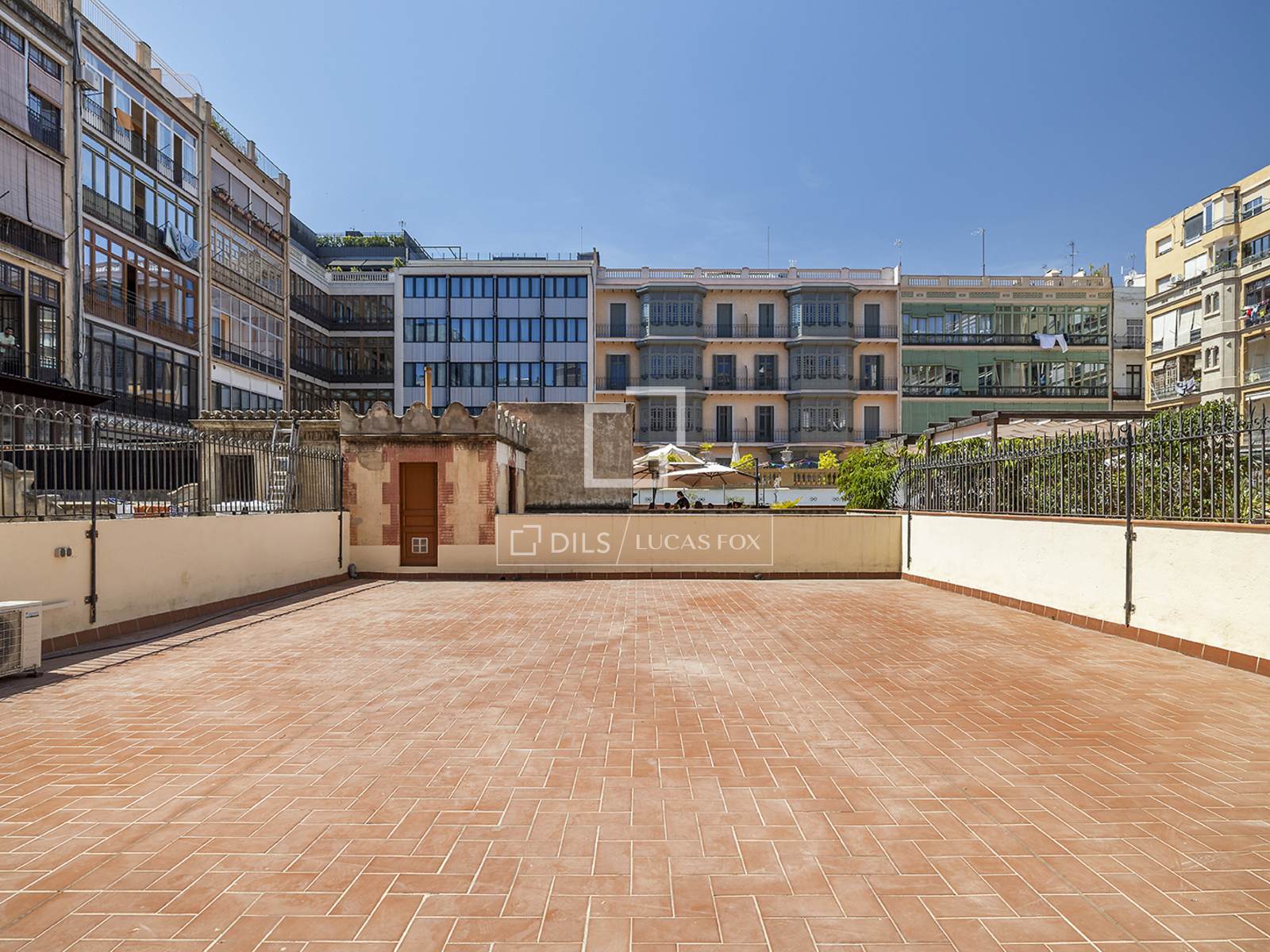 Dzīvoklis Barcelona, Spānijā 3 istabas, 167 m2 Nr. 192873