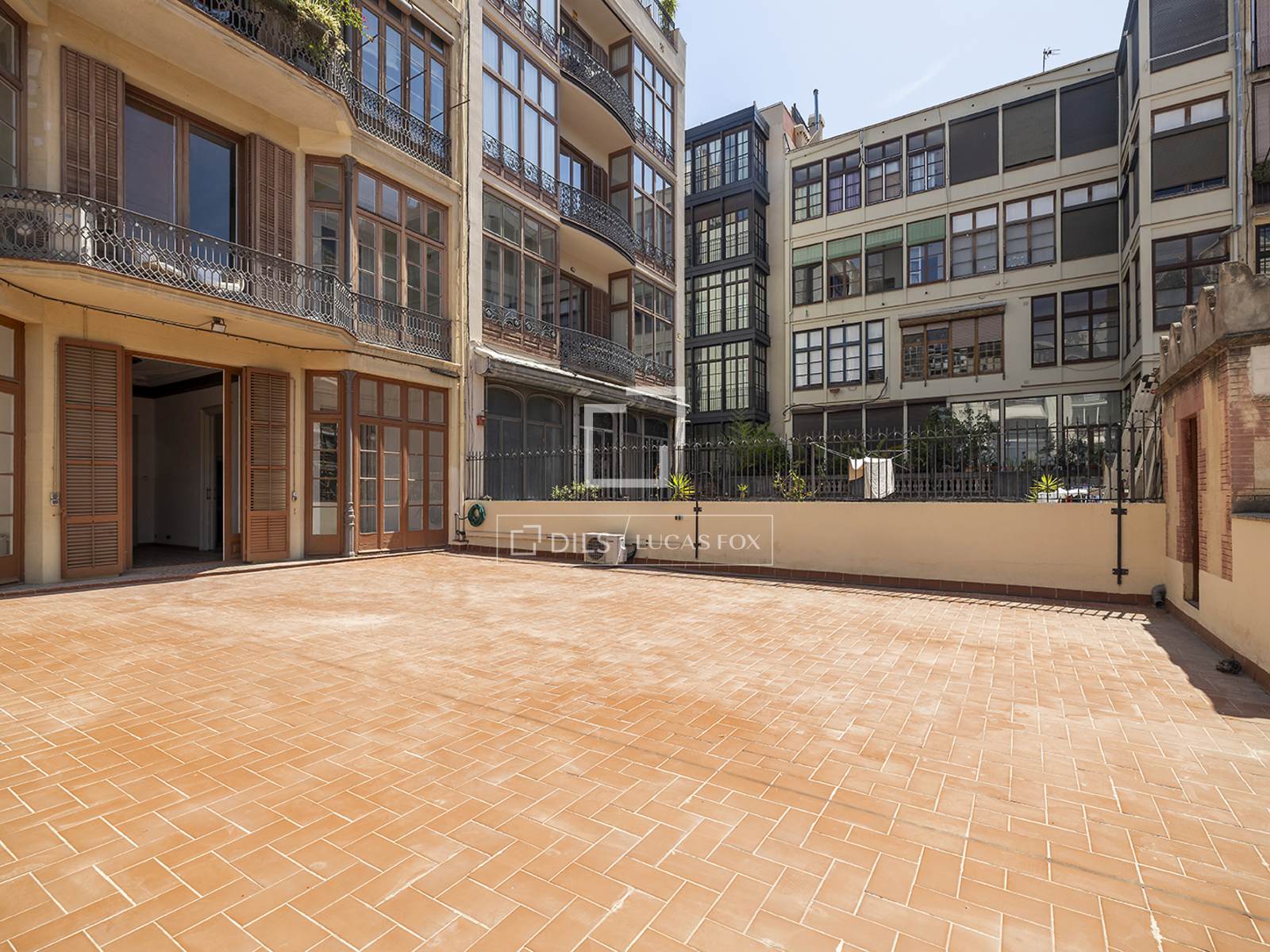 Dzīvoklis Barcelona, Spānijā 3 istabas, 167 m2 Nr. 192873