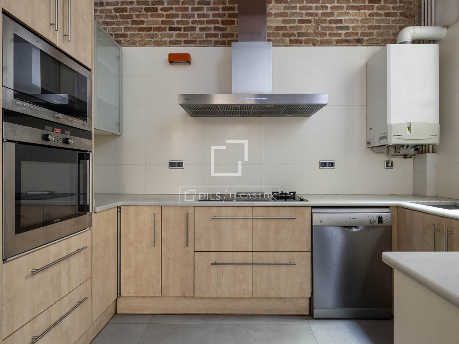 Dzīvoklis Barcelona, Spānijā 3 istabas, 167 m2 Nr. 192873