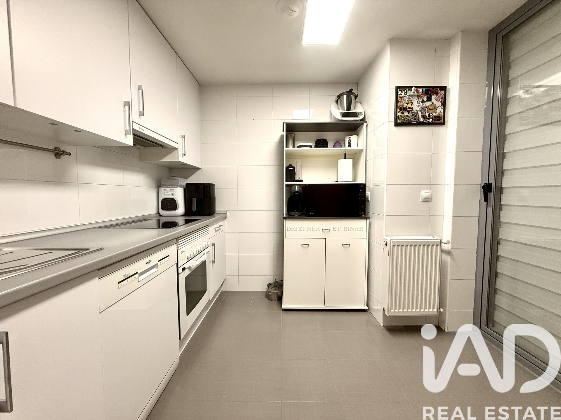 Appartamento a Villalbilla, Madrid, Spagna 2 camere da letto, 117 mq. N° 196640