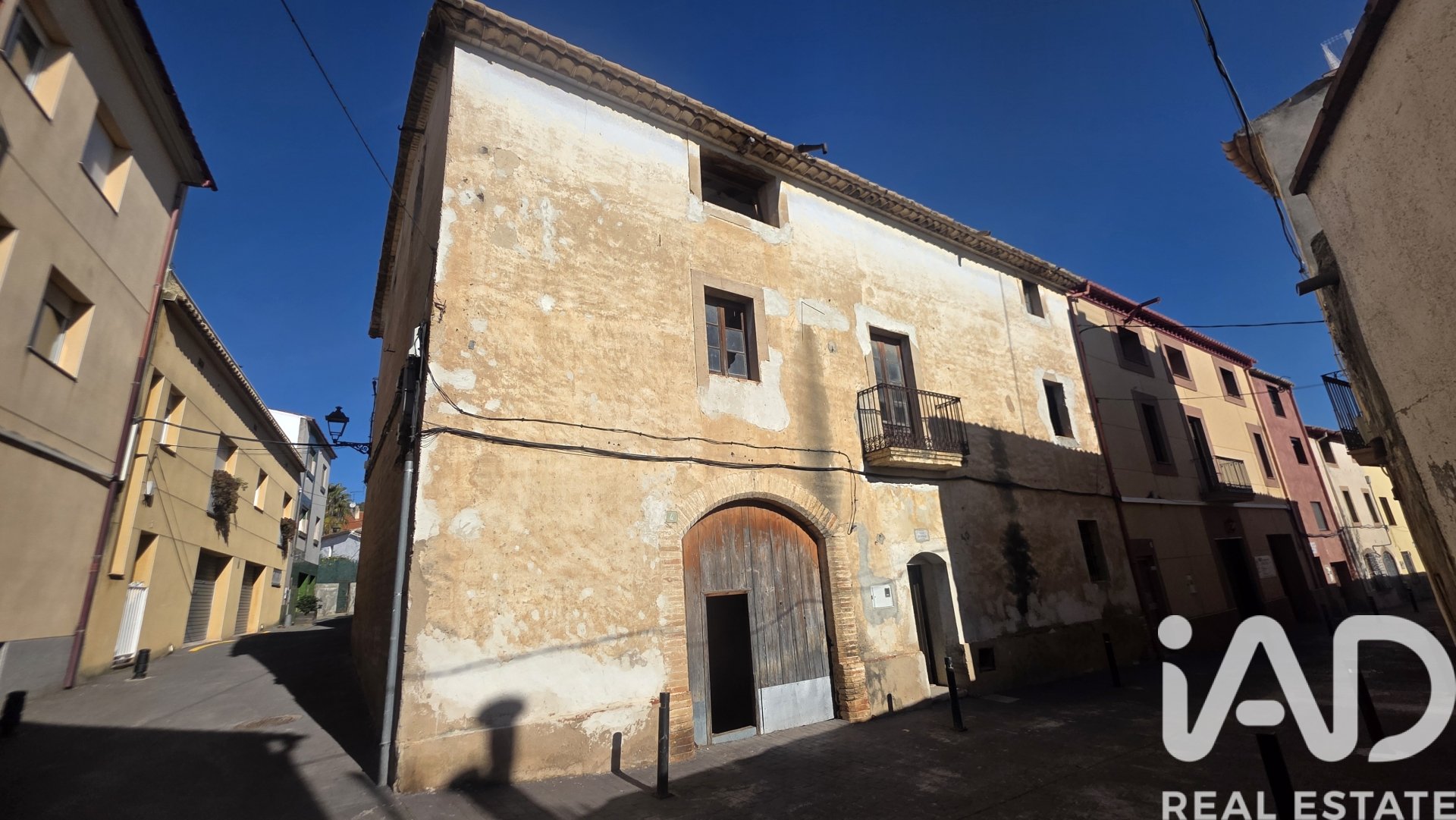 Villa à Torrelles de Foix, Barcelona, Espagne 5 chambres, 390 m2 No. 196641