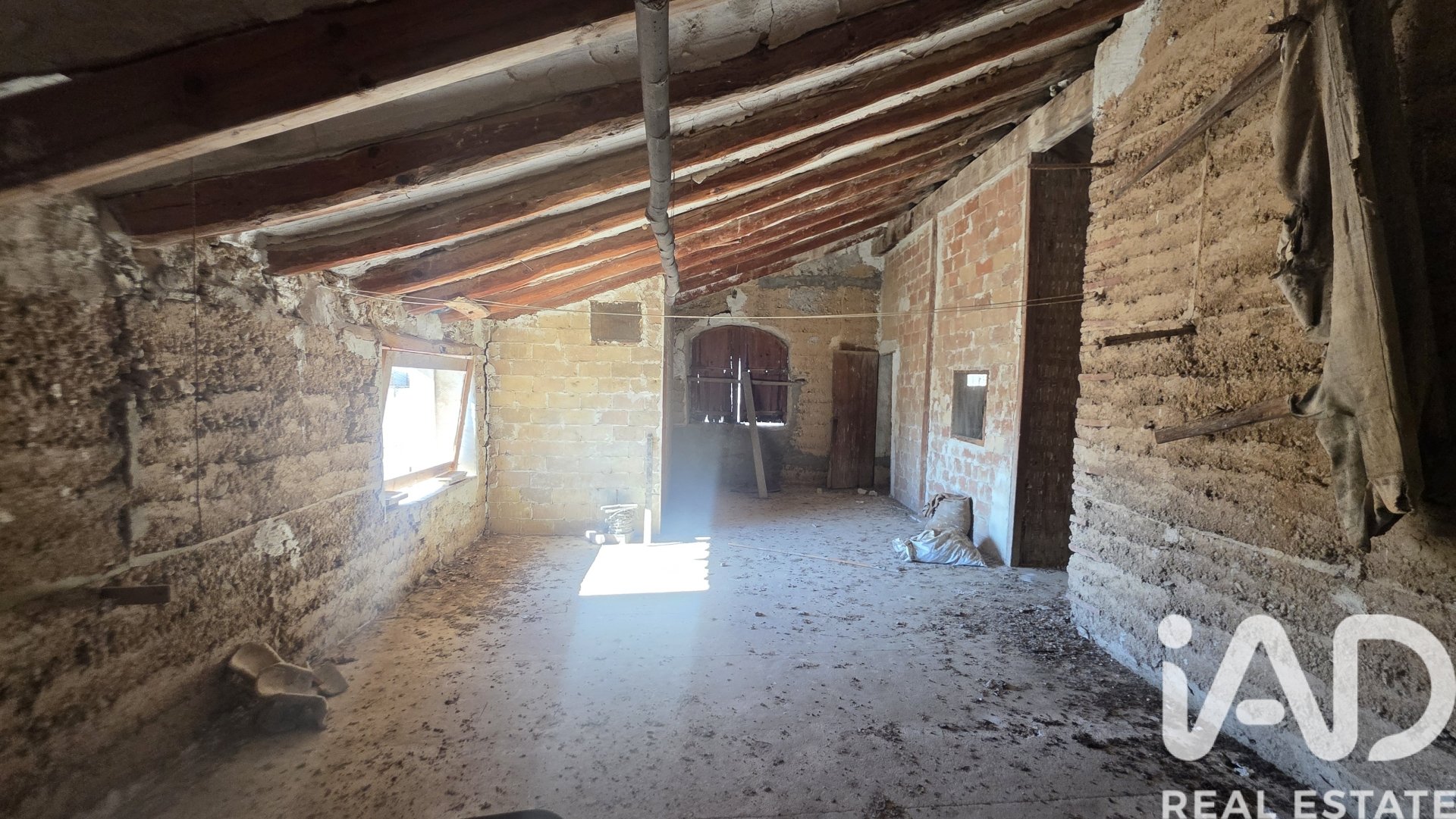 Villa à Torrelles de Foix, Barcelona, Espagne 5 chambres, 390 m2 No. 196641