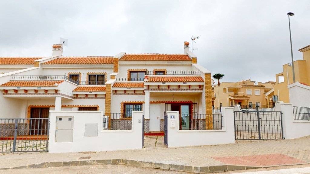 Villa in San Miguel de Salinas, Alicante, Spain 3 bedrooms, 120 sq.m. No. 144810