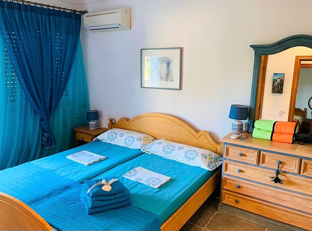 Villa a Javea, Alicante, Spagna 5 camere da letto, 400 mq. N° 144806