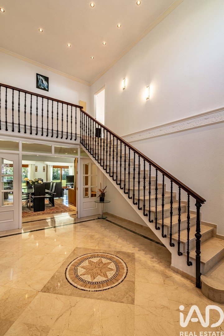 House à Estepona, Malaga, Espagne 5 chambres, 600 m2 No. 173068