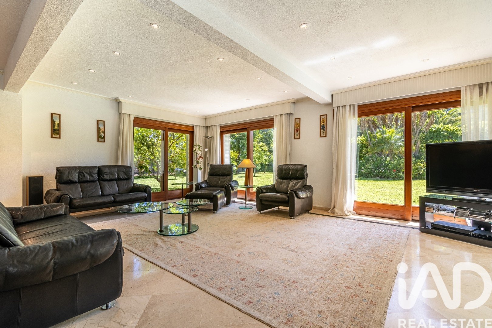 House à Estepona, Malaga, Espagne 5 chambres, 600 m2 No. 173068