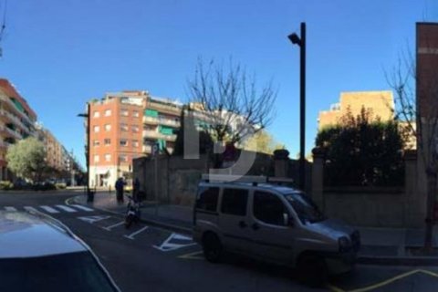 Zemes gabals Barcelona, Spānijā 792 m2 Nr. 151874