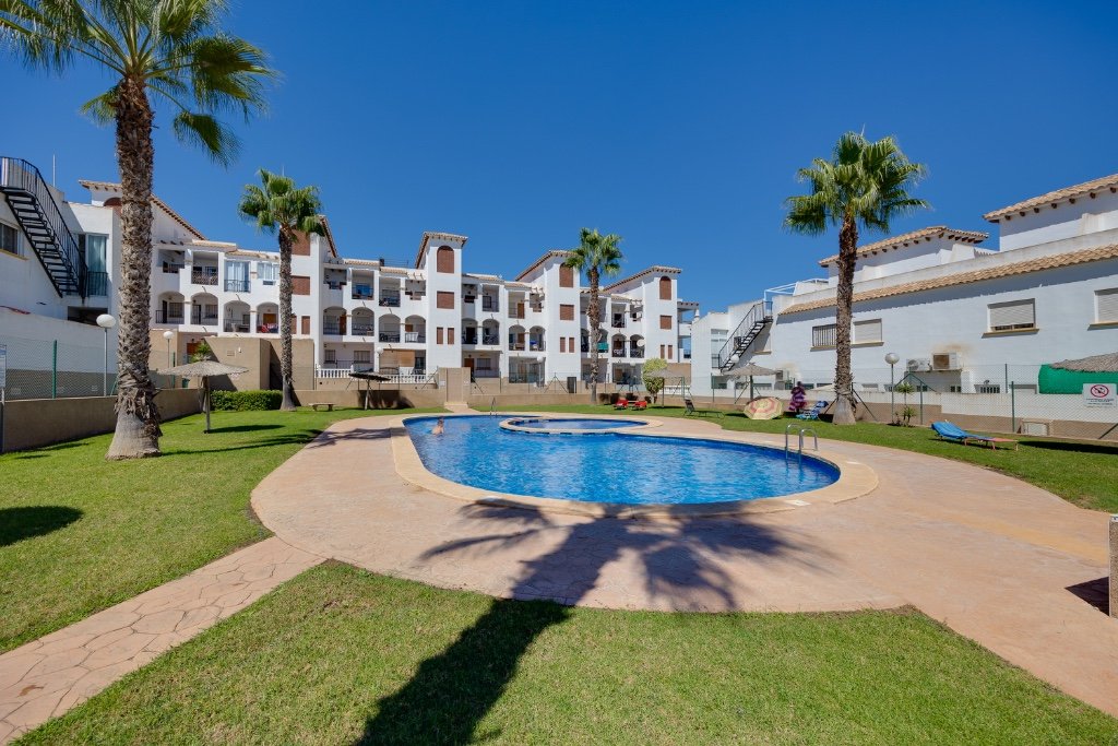 Rindu māja Punta Prima, Alicante, Spānijā 2 istabas, 73 m2 Nr. 143995