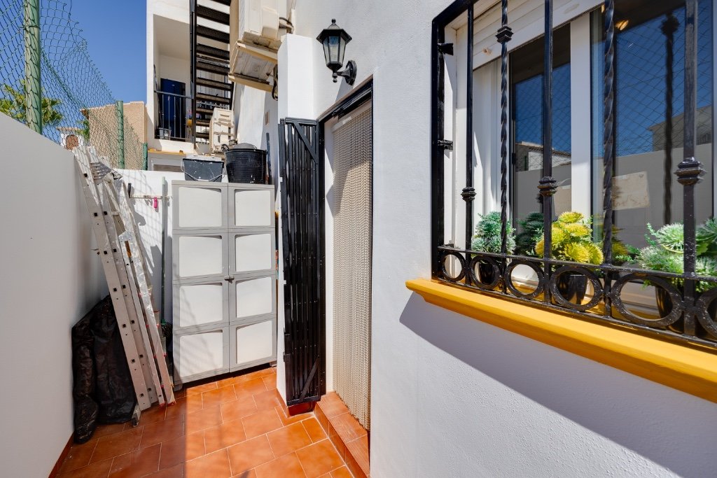 Rindu māja Punta Prima, Alicante, Spānijā 2 istabas, 73 m2 Nr. 143995