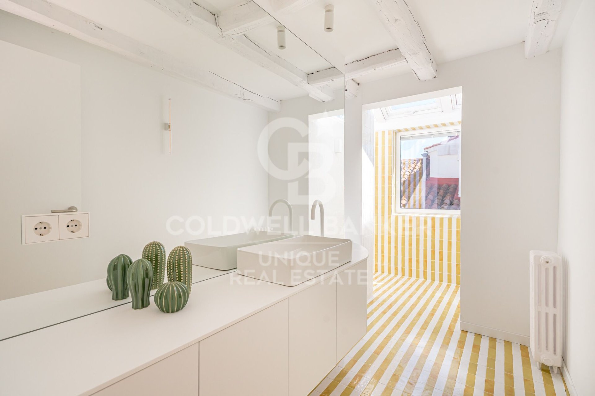 Penthouse w Madrid, Hiszpania 4 sypialnie, 305 mkw. nr 159962