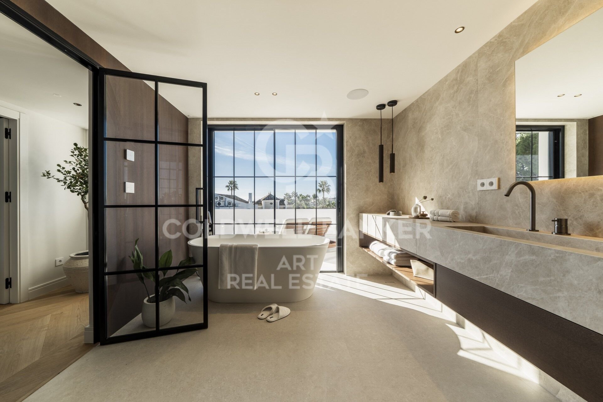 Villa in Marbella, Malaga, Spain 5 bedrooms, 390 sq.m. No. 157148