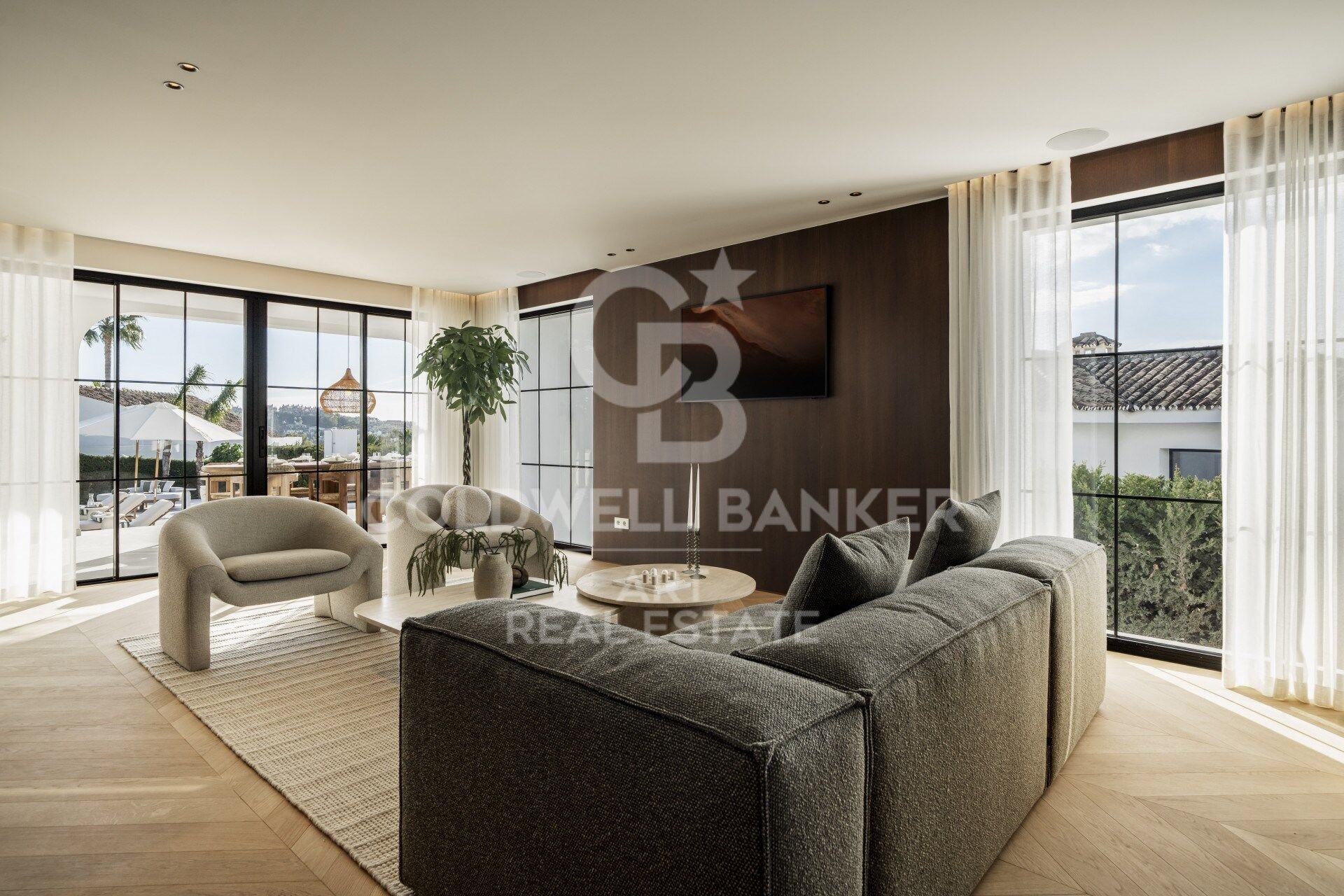 Villa in Marbella, Malaga, Spain 5 bedrooms, 390 sq.m. No. 157148
