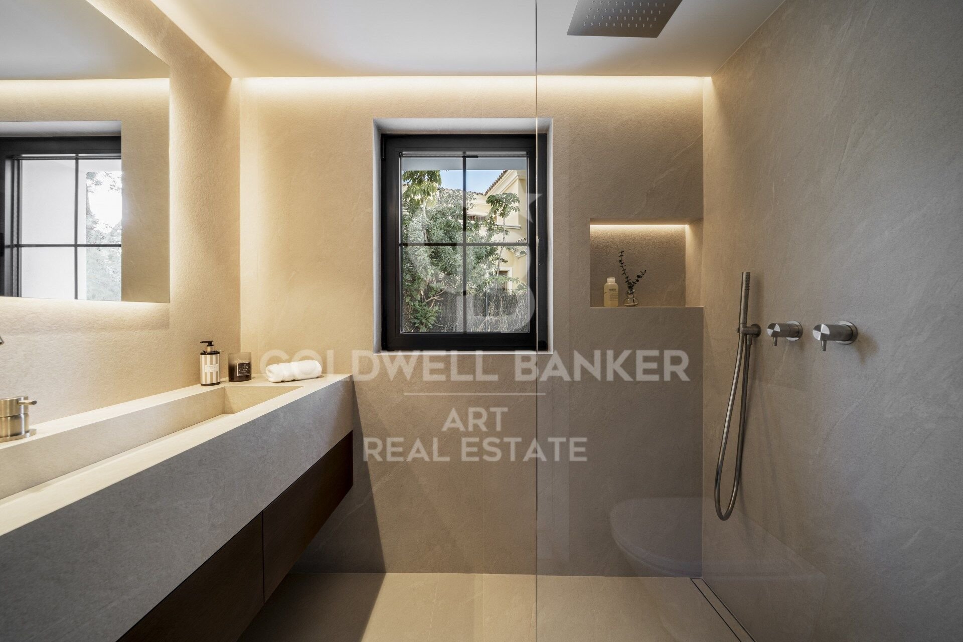 Villa in Marbella, Malaga, Spain 5 bedrooms, 390 sq.m. No. 157148