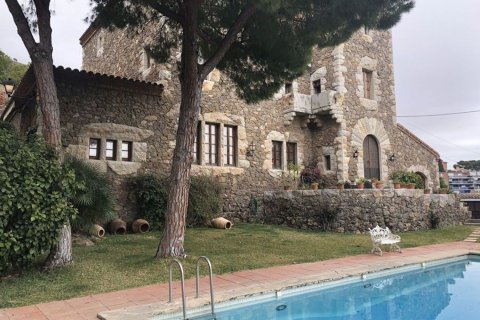 Māja Castelldefels, Barcelona, Spānijā 6 istabas, 708 m2 Nr. 164799