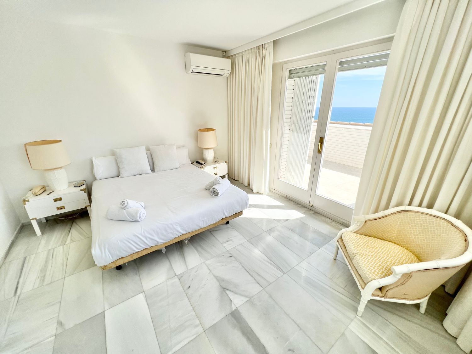Talo Castelldefels, Barcelona, Espanja 7 makuuhuonetta, 723 m2 No. 164798