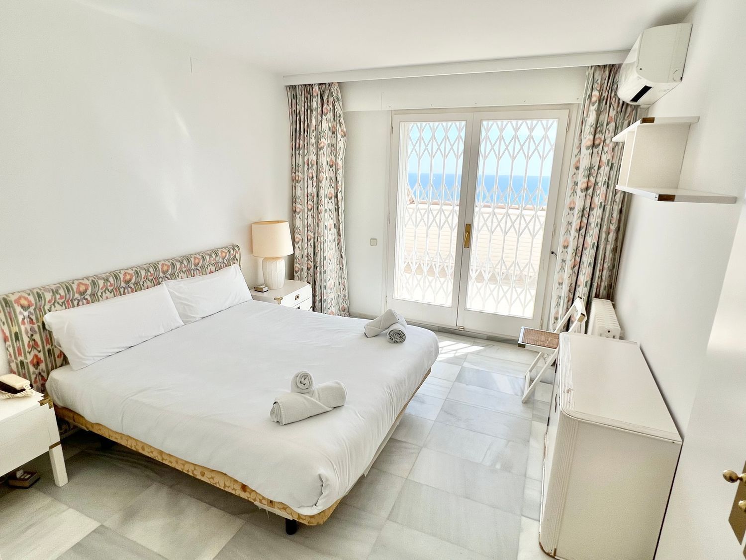 Talo Castelldefels, Barcelona, Espanja 7 makuuhuonetta, 723 m2 No. 164798