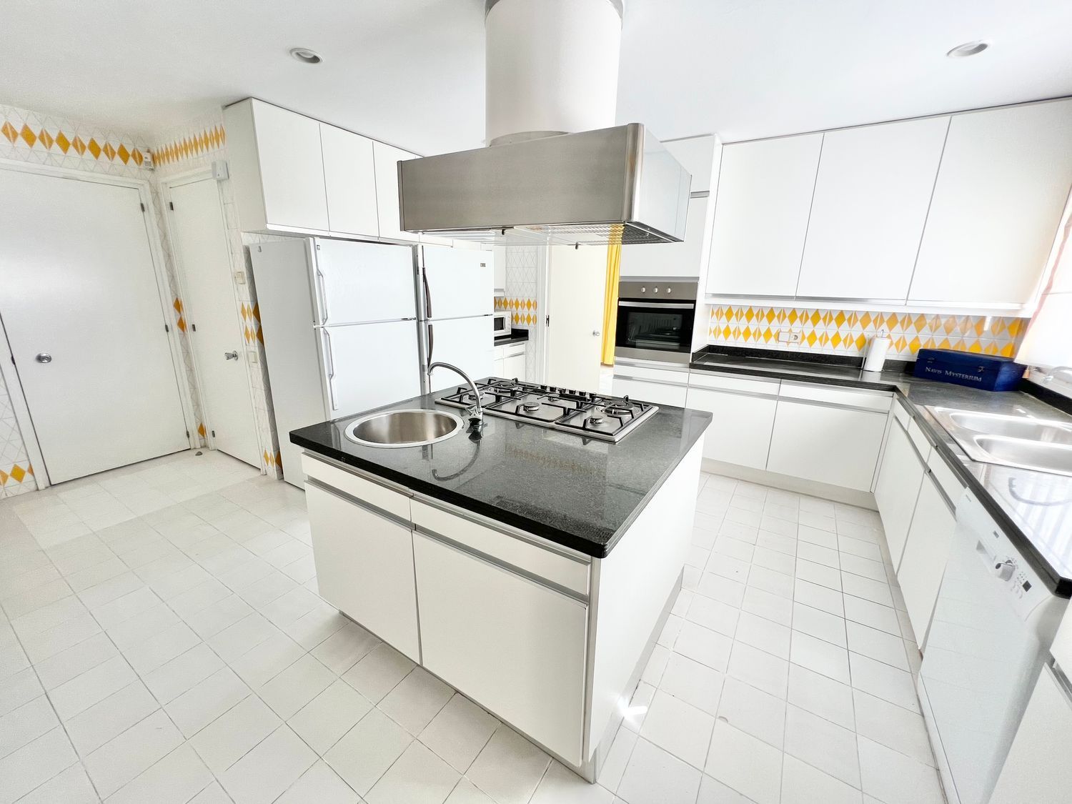 Talo Castelldefels, Barcelona, Espanja 7 makuuhuonetta, 723 m2 No. 164798