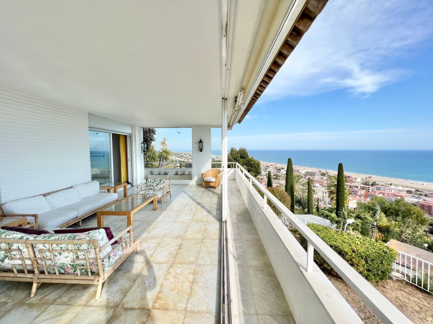 Talo Castelldefels, Barcelona, Espanja 7 makuuhuonetta, 723 m2 No. 164798