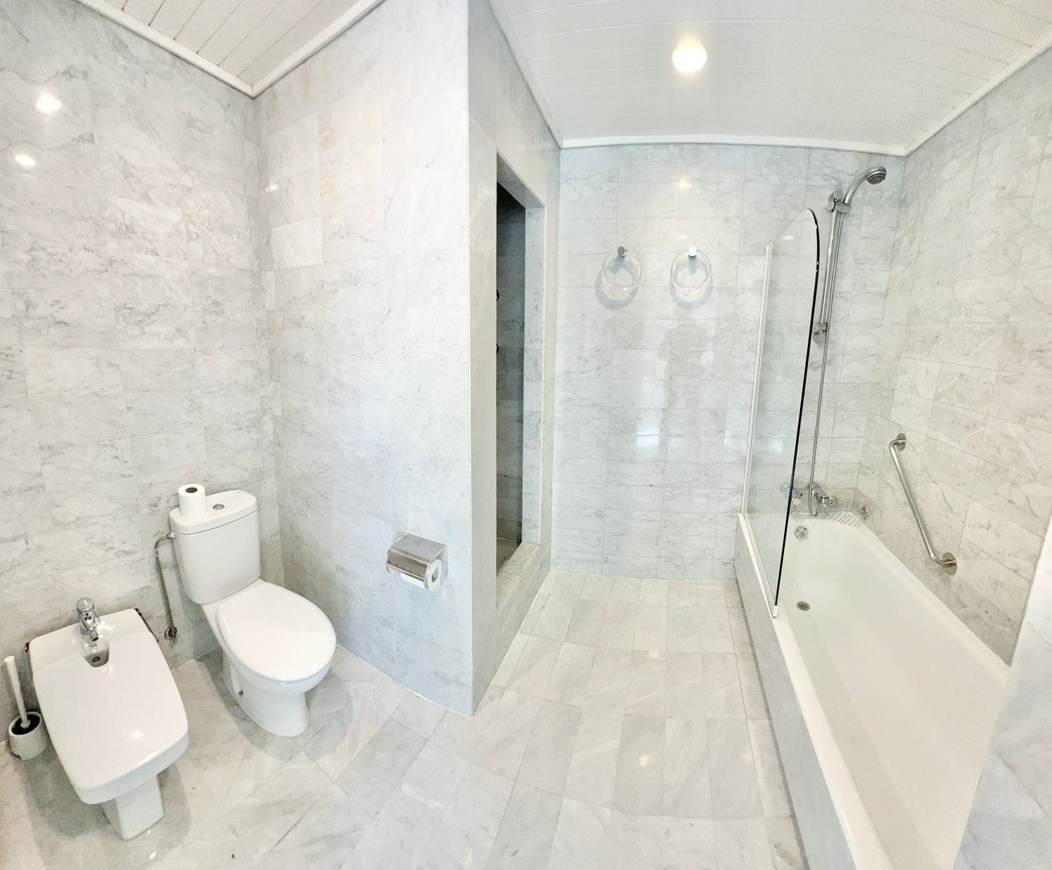 Talo Castelldefels, Barcelona, Espanja 7 makuuhuonetta, 723 m2 No. 164798