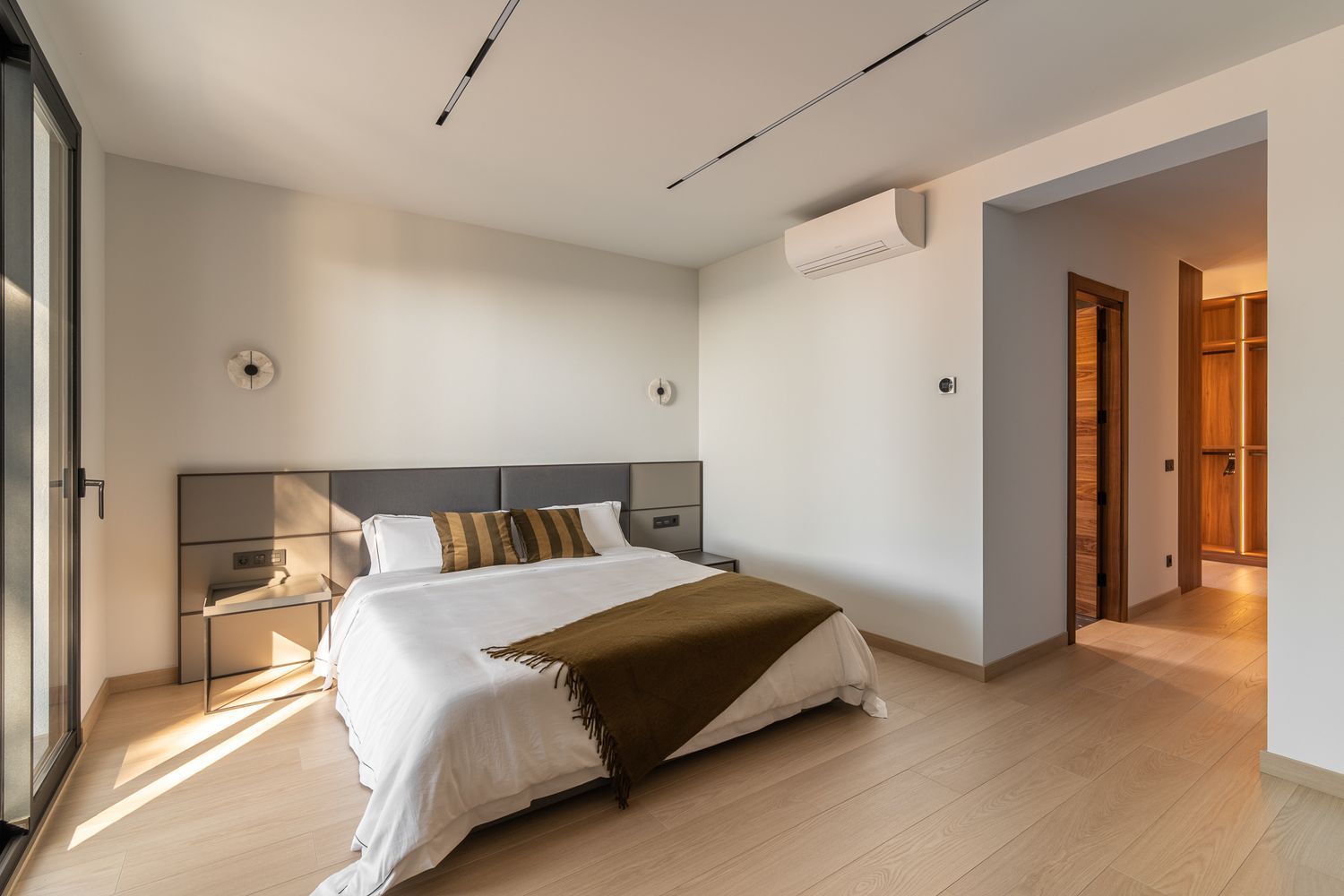 Māja Castelldefels, Barcelona, Spānijā 5 istabas, 331 m2 Nr. 164801