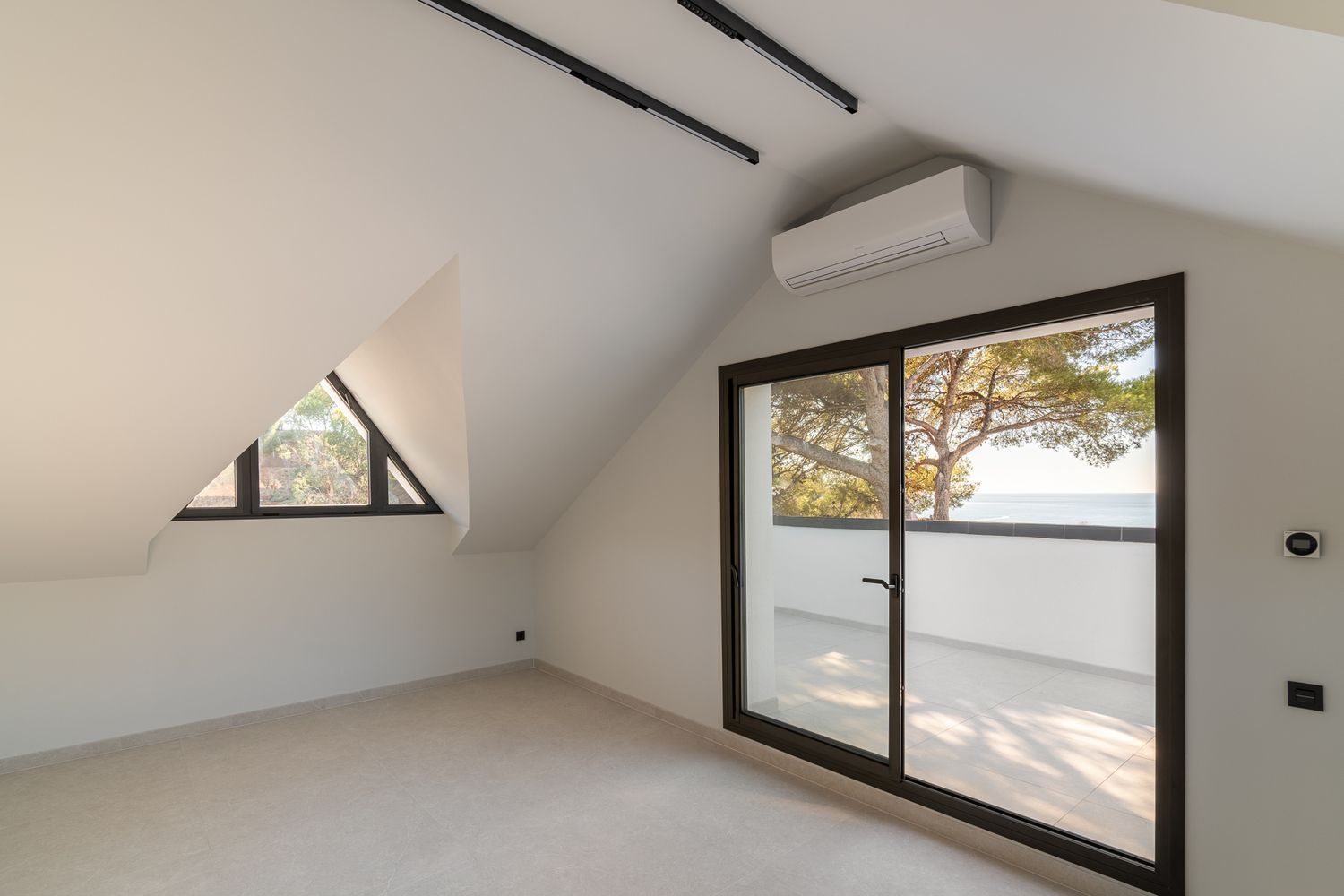 Māja Castelldefels, Barcelona, Spānijā 5 istabas, 331 m2 Nr. 164801