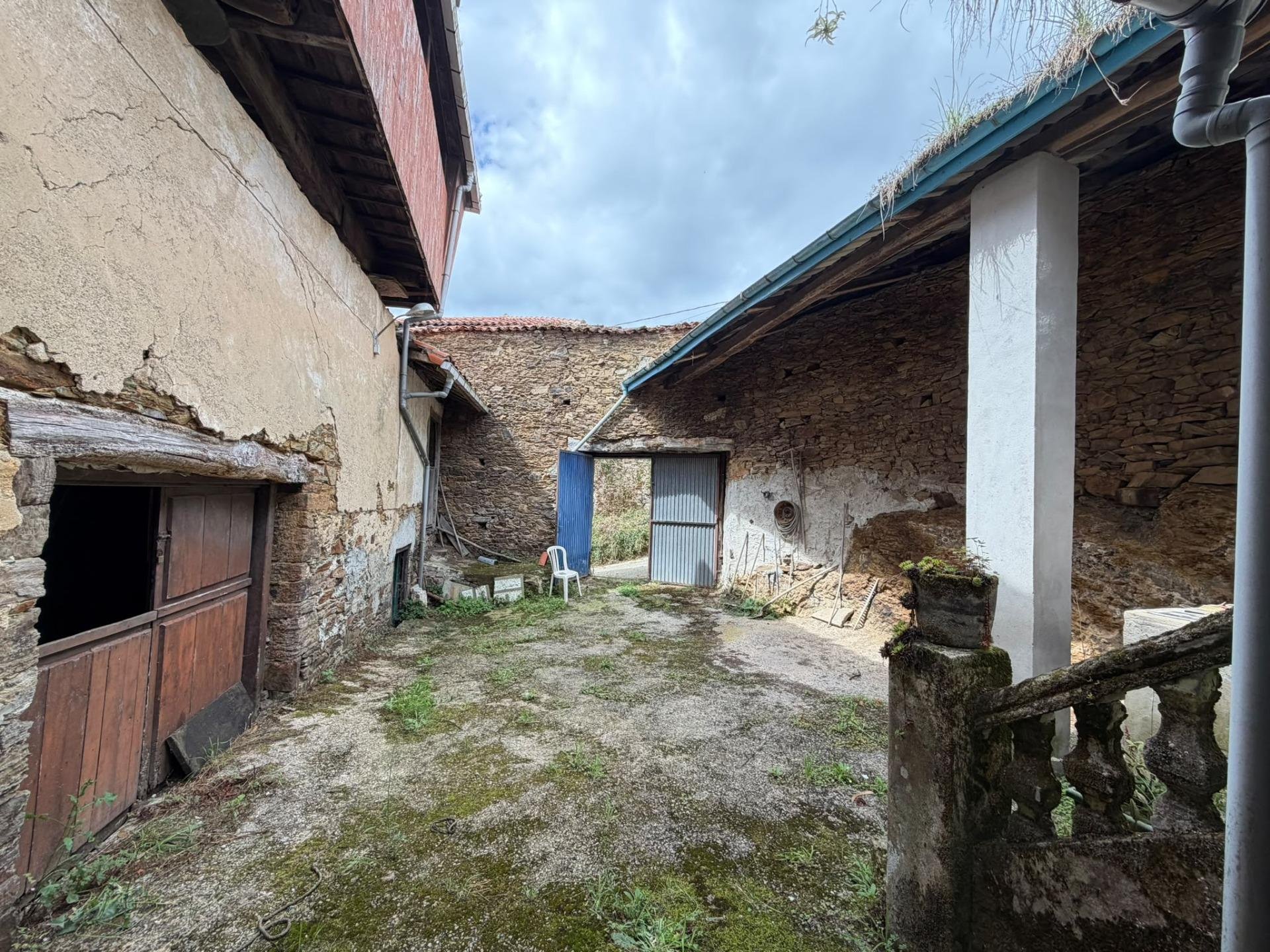 Dom w Salas, Asturias, Hiszpania 5 sypialni,  nr 196292
