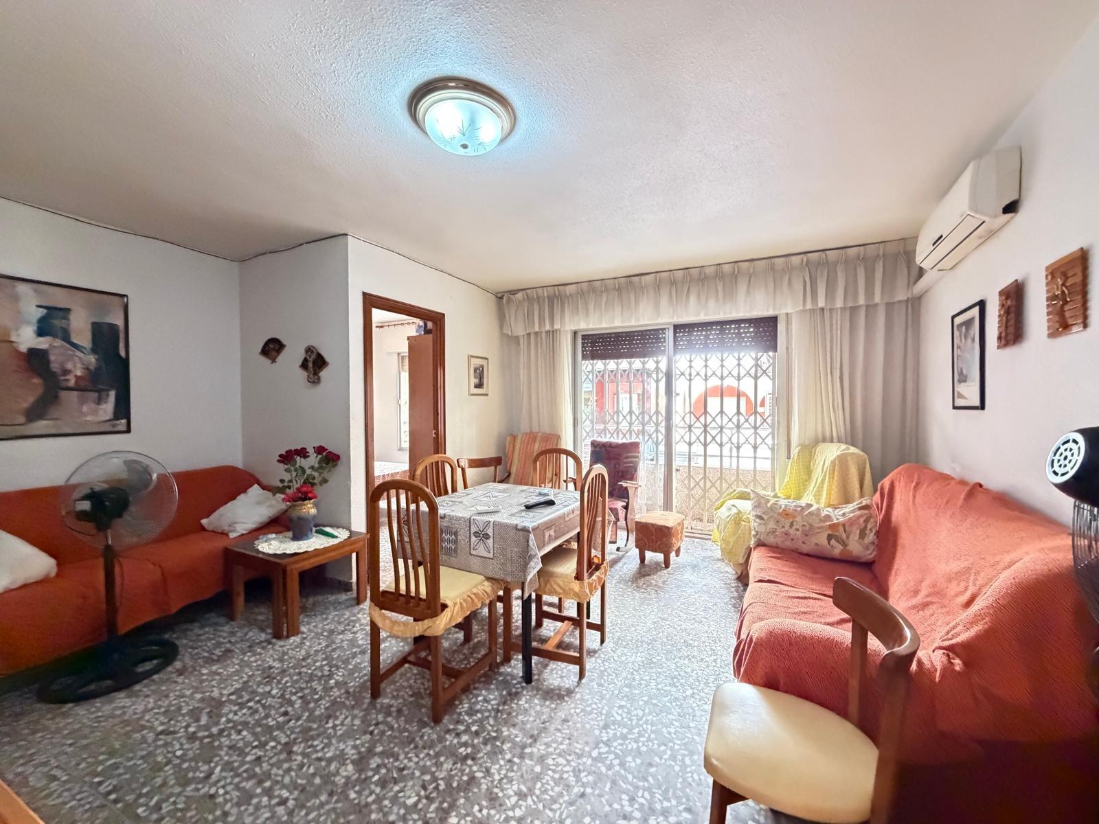 Apartment in Torrevieja, Alicante, Spain 3 bedrooms, 103 sq.m. No. 196290