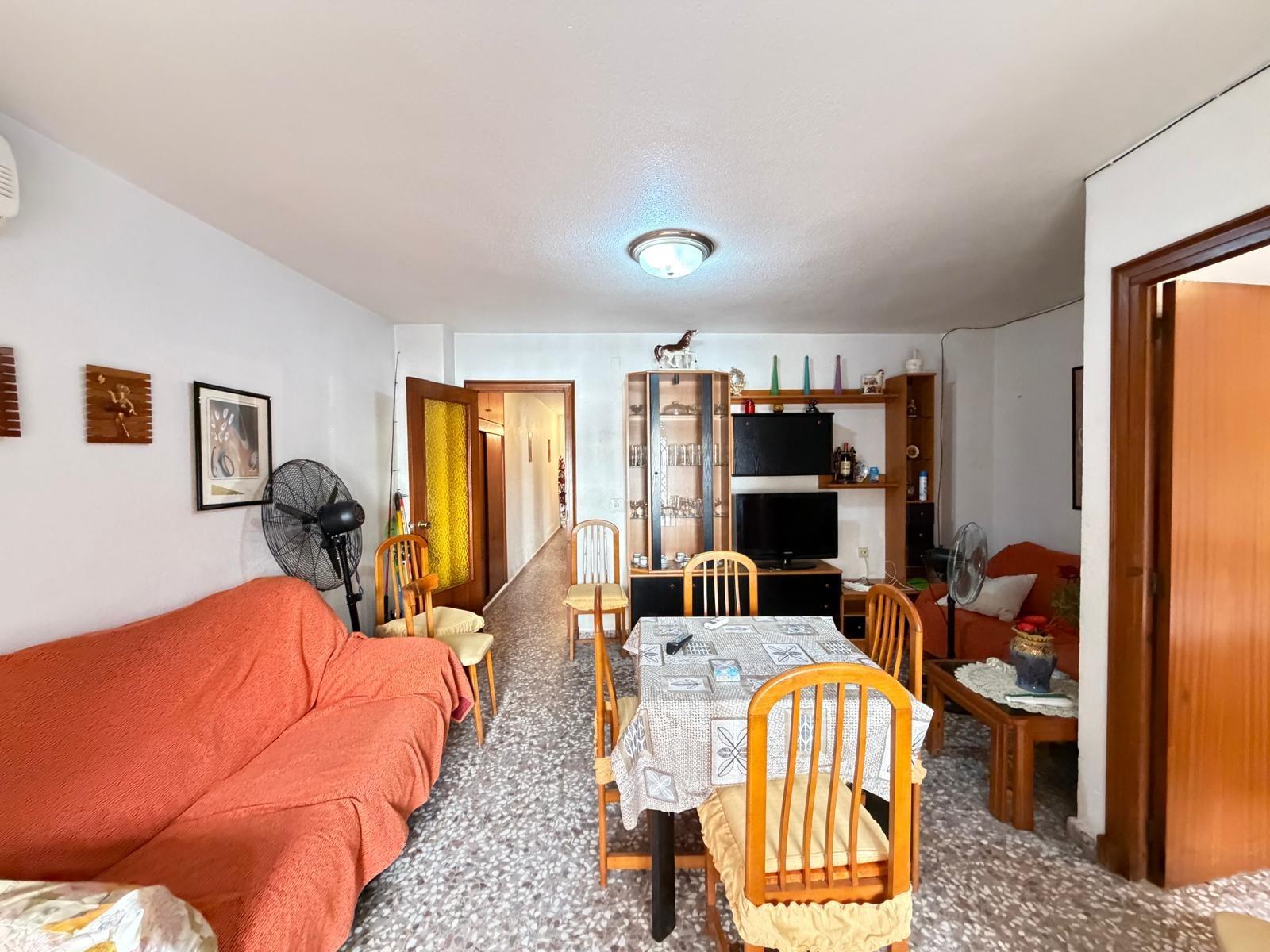 Apartment in Torrevieja, Alicante, Spain 3 bedrooms, 103 sq.m. No. 196290
