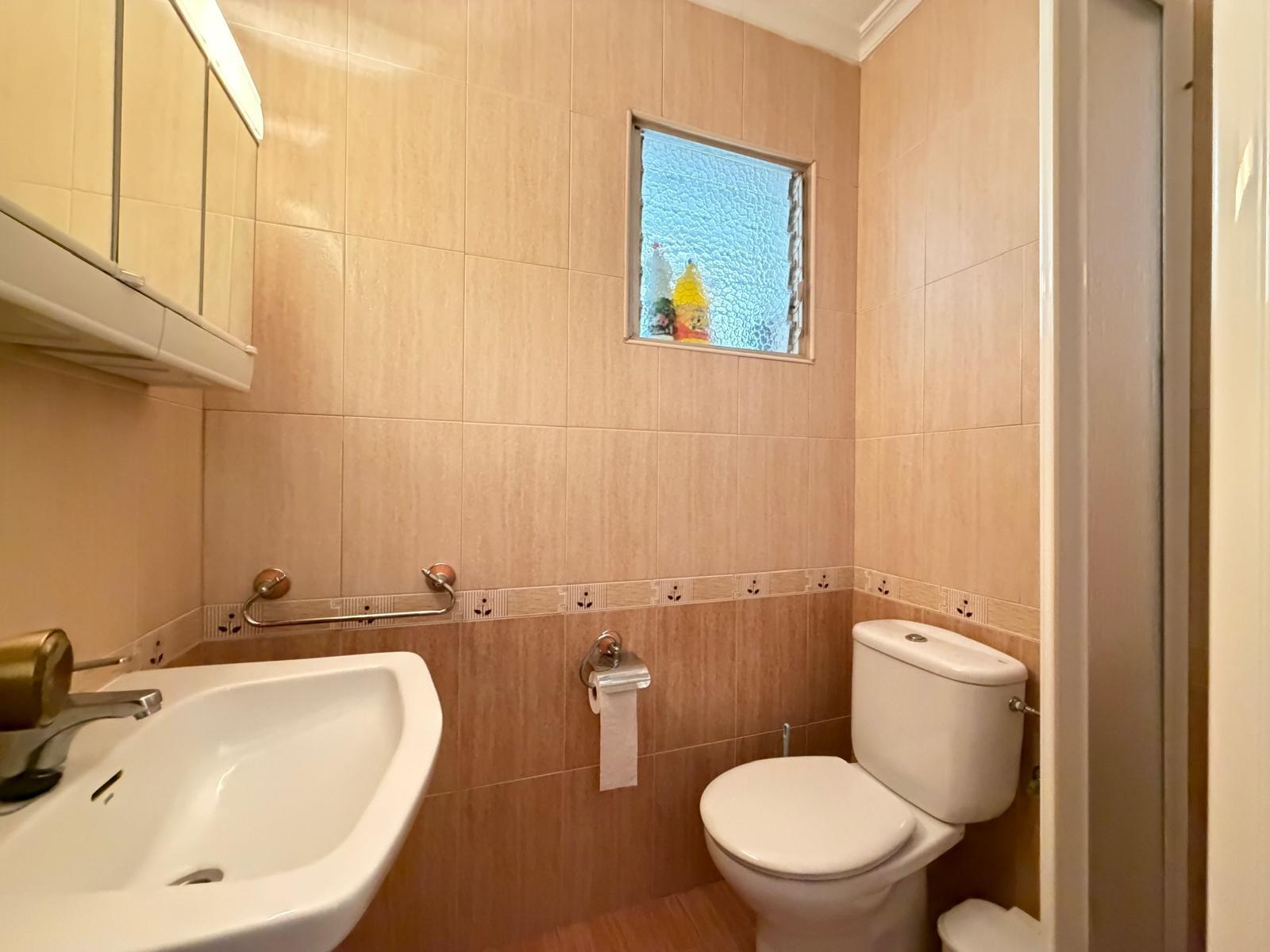 Apartment in Torrevieja, Alicante, Spain 3 bedrooms, 103 sq.m. No. 196290