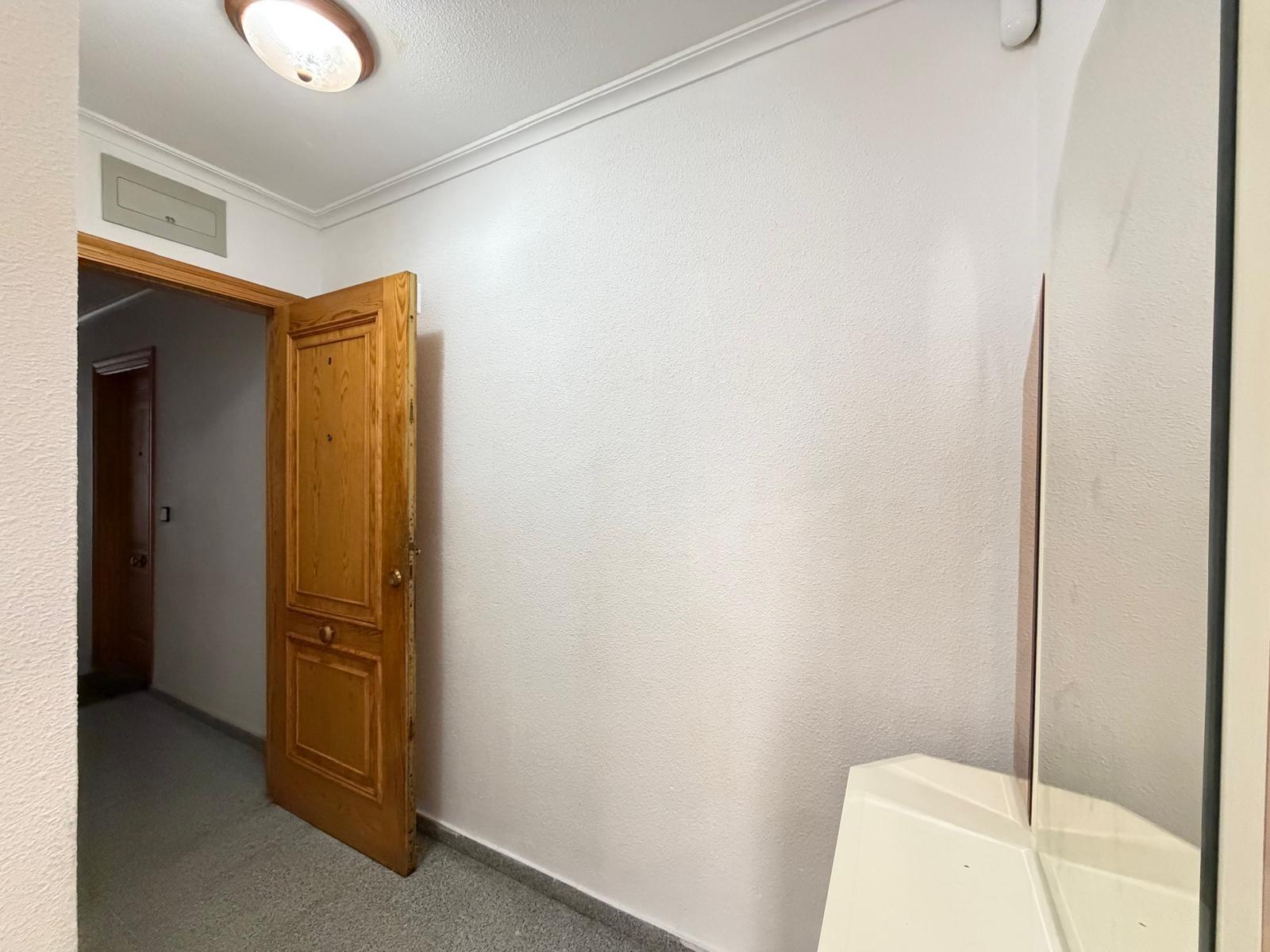 Appartamento a Torrevieja, Alicante, Spagna 2 camere da letto, 84 mq. N° 196288