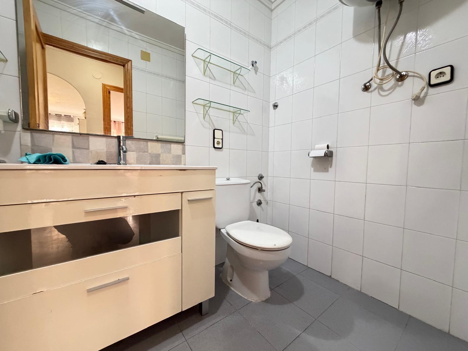 Appartamento a Torrevieja, Alicante, Spagna 2 camere da letto, 84 mq. N° 196288