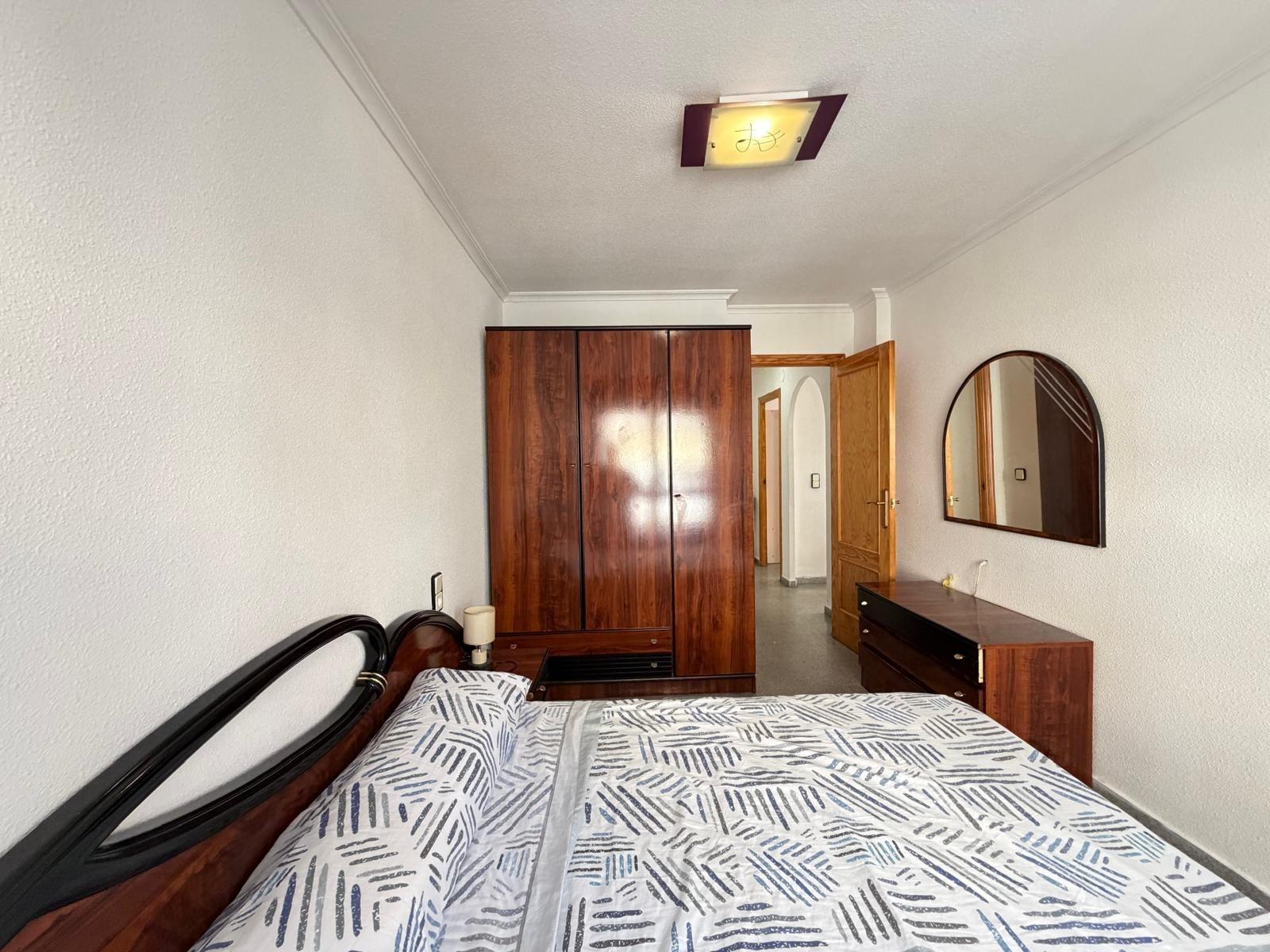 Appartamento a Torrevieja, Alicante, Spagna 2 camere da letto, 84 mq. N° 196288