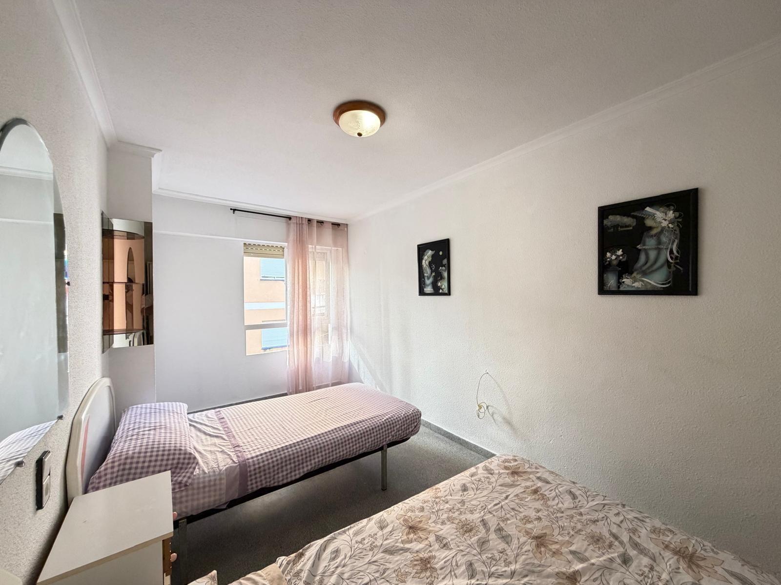 Appartamento a Torrevieja, Alicante, Spagna 2 camere da letto, 84 mq. N° 196288