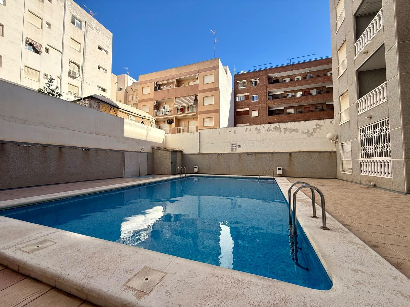 Wohnung in Torrevieja, Alicante, Spanien 2 Schlafzimmer, 56 m2 Nr. 196293