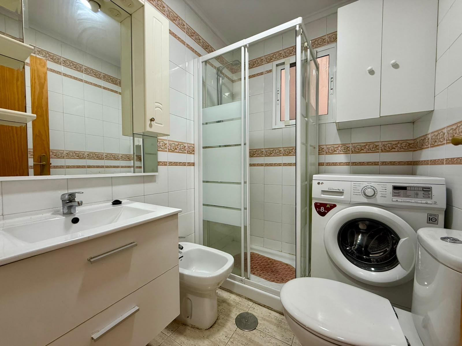 Wohnung in Torrevieja, Alicante, Spanien 2 Schlafzimmer, 56 m2 Nr. 196293