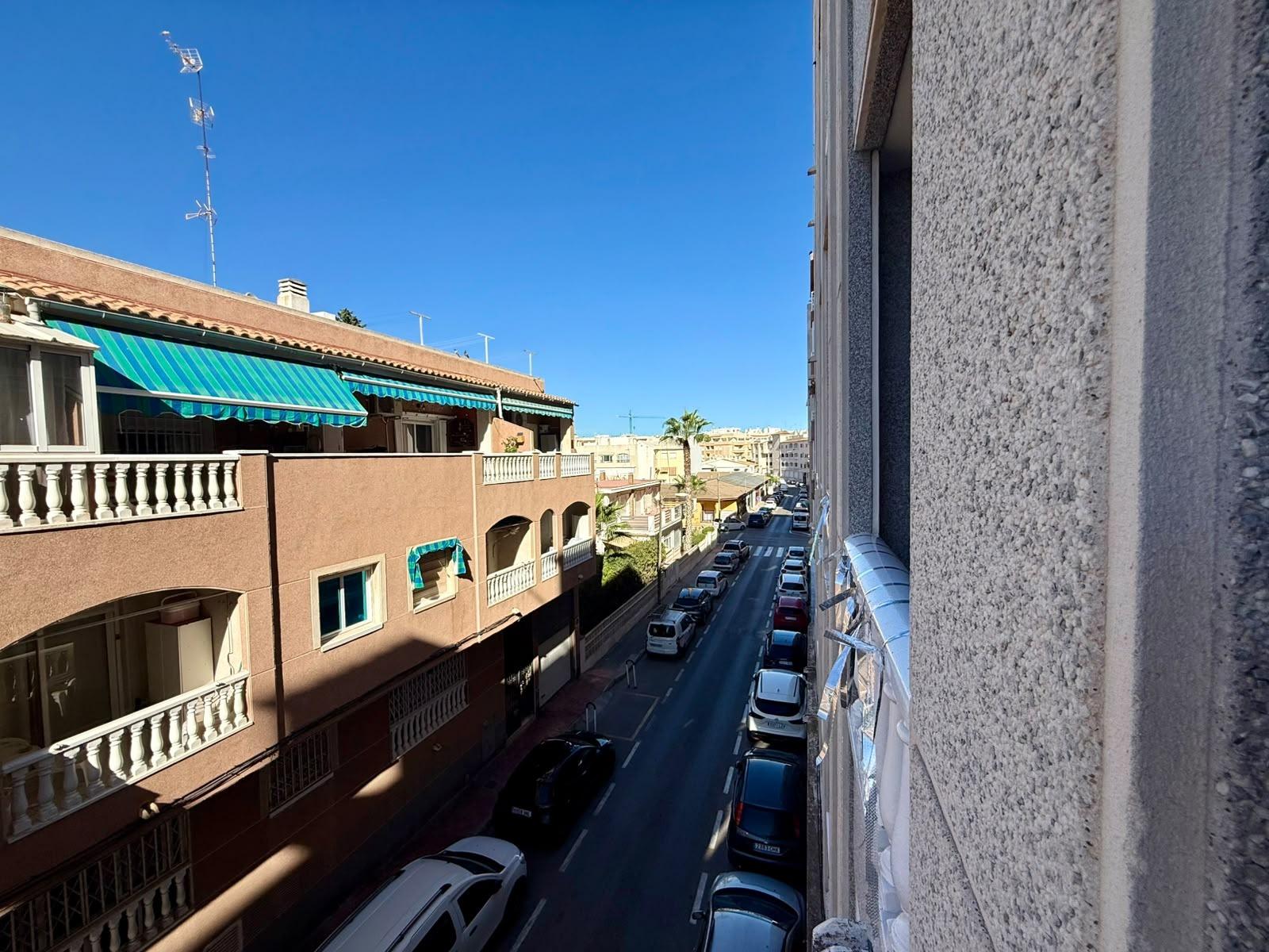 Wohnung in Torrevieja, Alicante, Spanien 2 Schlafzimmer, 56 m2 Nr. 196293